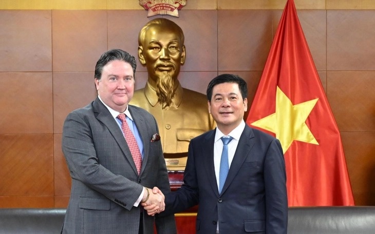 Outgoing Ambassador Marc Knapper underscores Ho Chi Minh City’s key role in Vietnam-US ties- Ảnh 2.