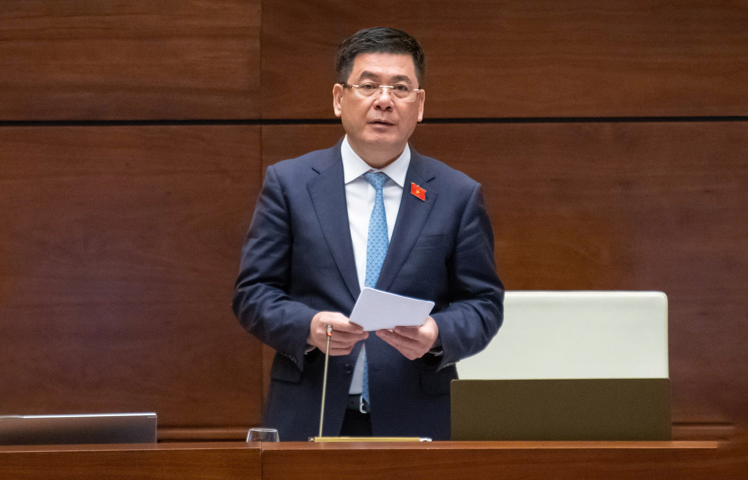 Bộ trưởng Nguyễn Hồng Diên: Quý 1-2025, xử lý 5.626 vụ vi phạm hàng giả, hàng nhập lậu - Ảnh 1.