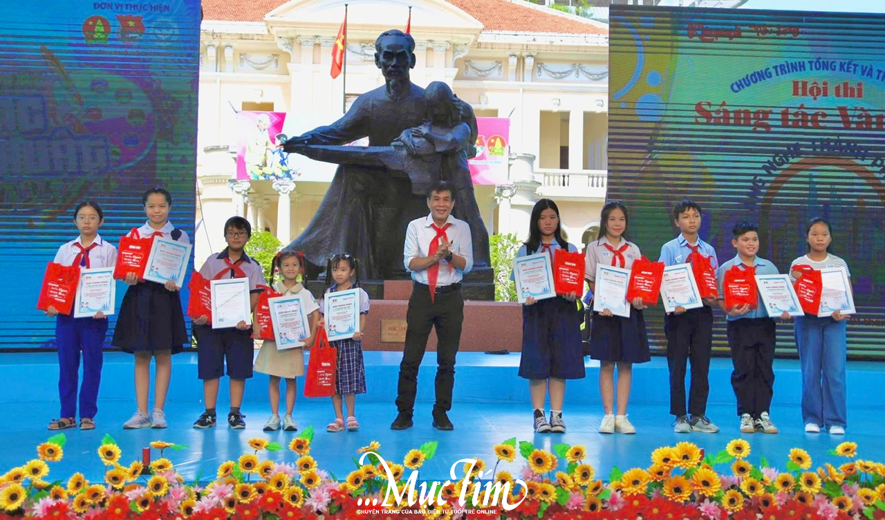 Trao giải Hội thi Sáng tác Văn học lần 8: Hơn 10.000 bài viết lan tỏa tình yêu thành phố - Ảnh 6.