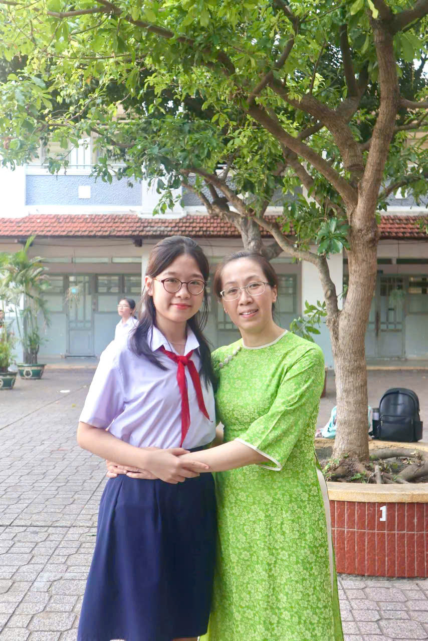 Thủ khoa chuyên Hóa Trường Phổ thông Năng khiếu luôn có bố mẹ đồng hành- Ảnh 5.