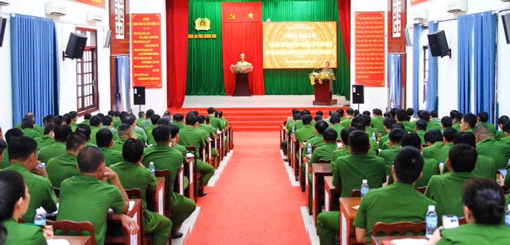 Công an tỉnh Khánh Hòa thành lập 40 Tổ tiếp nhận Công an xã, phường mới - Ảnh 2.