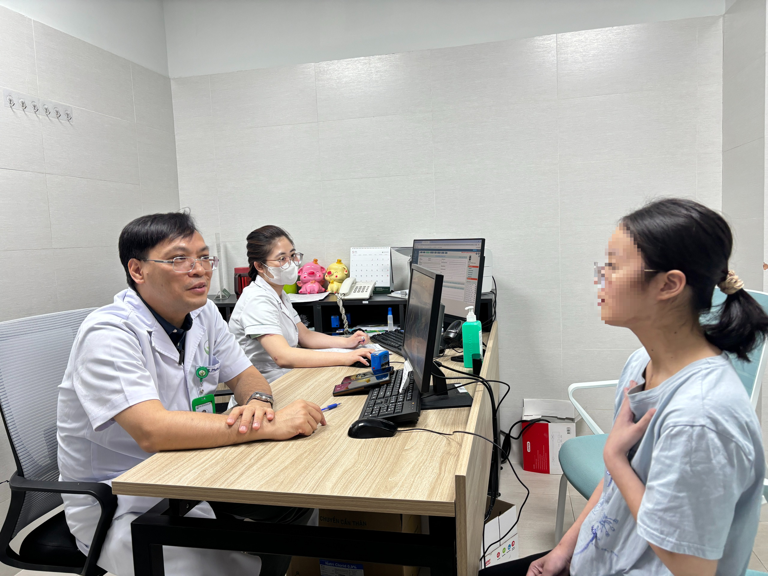 Cứu sống nữ sinh bị ô tô cán qua ngực, vỡ khí quản hiếm gặp - Ảnh 1. vỡ khí quản - Ảnh 1.