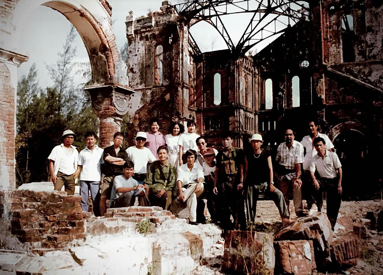 NSND Phạm Quang Vĩnh, họa sĩ hàng đầu của điện ảnh Việt Nam, qua đời - Ảnh 2. NSND Phạm Quang Vĩnh - Ảnh 3.