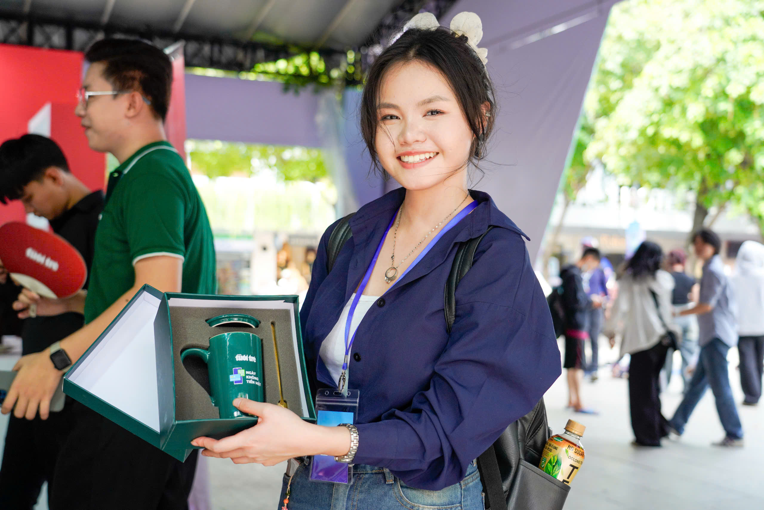 Khán giả ‘Đấu trí với NoTi', nhận quà hấp dẫn tại Ngày không tiền mặt - Ảnh 1. Ngày không tiền mặt - Ảnh 1.