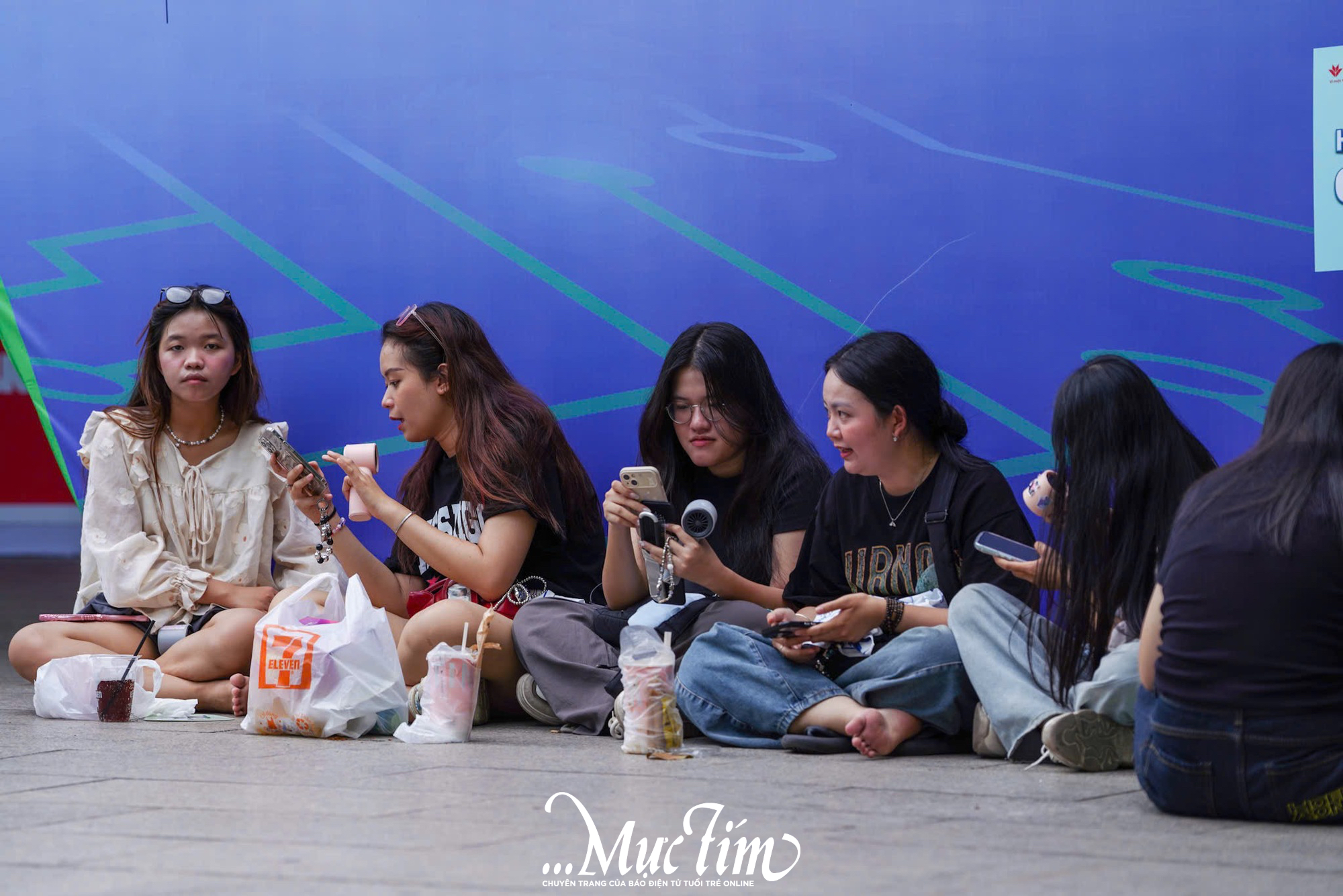 18h tối nay, Anh Tú, Hải Đăng Doo, Chillies tụ hội tại phố đi bộ trong đêm E-Concert - Ảnh 9.