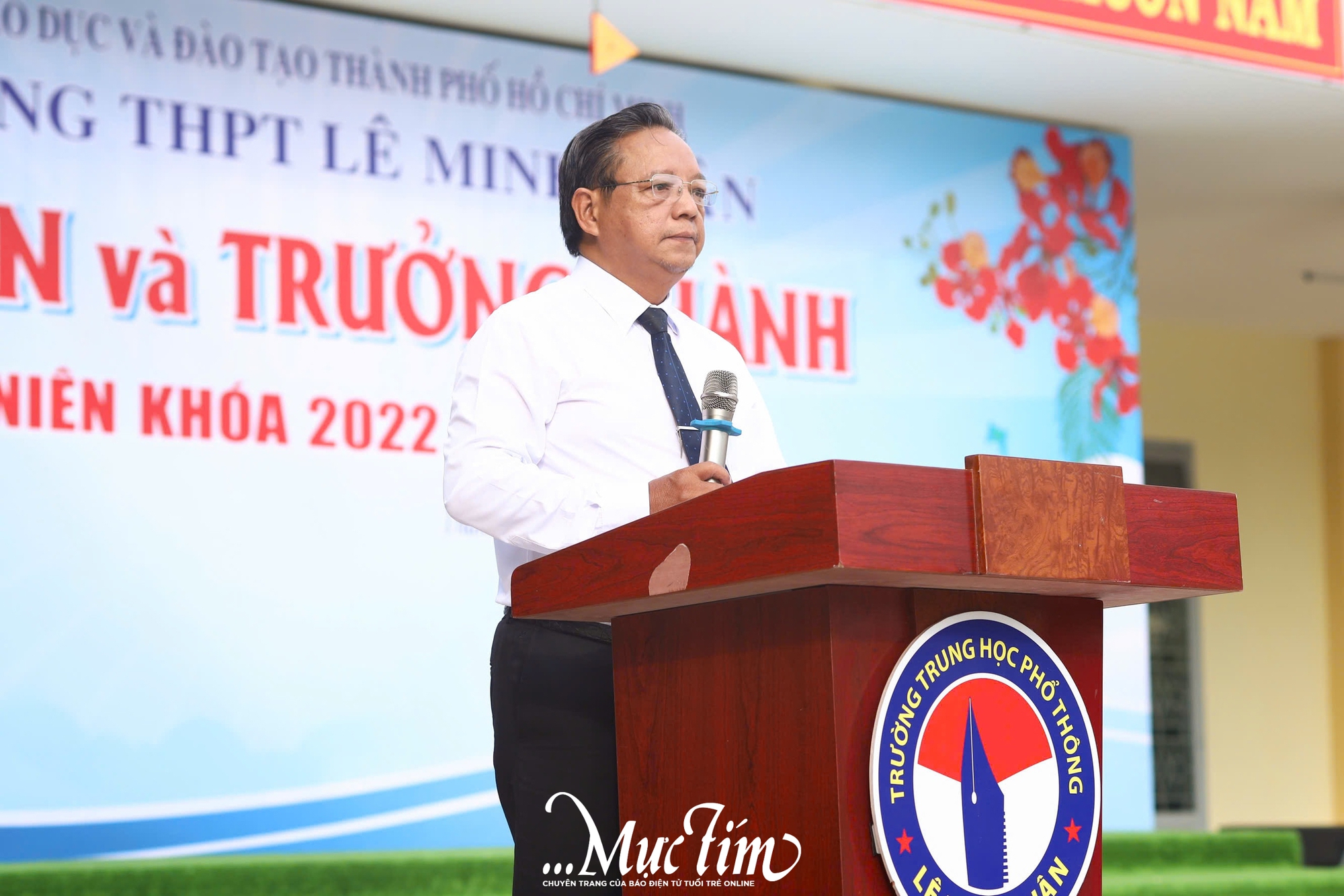 Học sinh Trường THPT Lê Minh Xuân đón tuổi 18 ý nghĩa trong mùa tri ân - Ảnh 6.