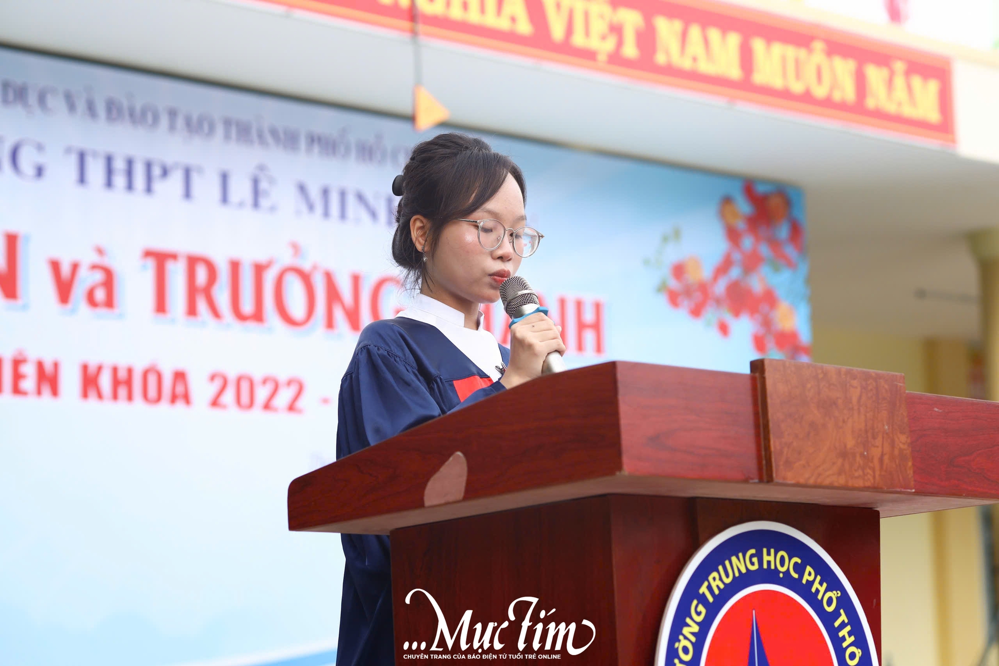 Học sinh Trường THPT Lê Minh Xuân đón tuổi 18 ý nghĩa trong mùa tri ân - Ảnh 16.