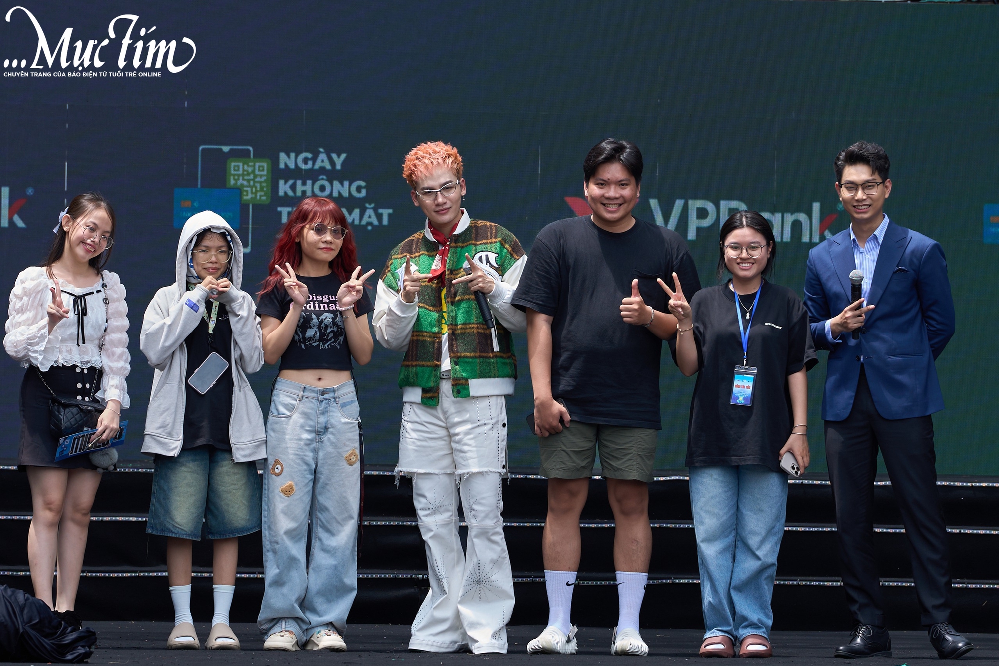 Ali Hoàng Dương cùng bạn trẻ khám phá cách 'Sống số – Sống chất' tại Ngày không tiền mặt 2025 - Ảnh 6.