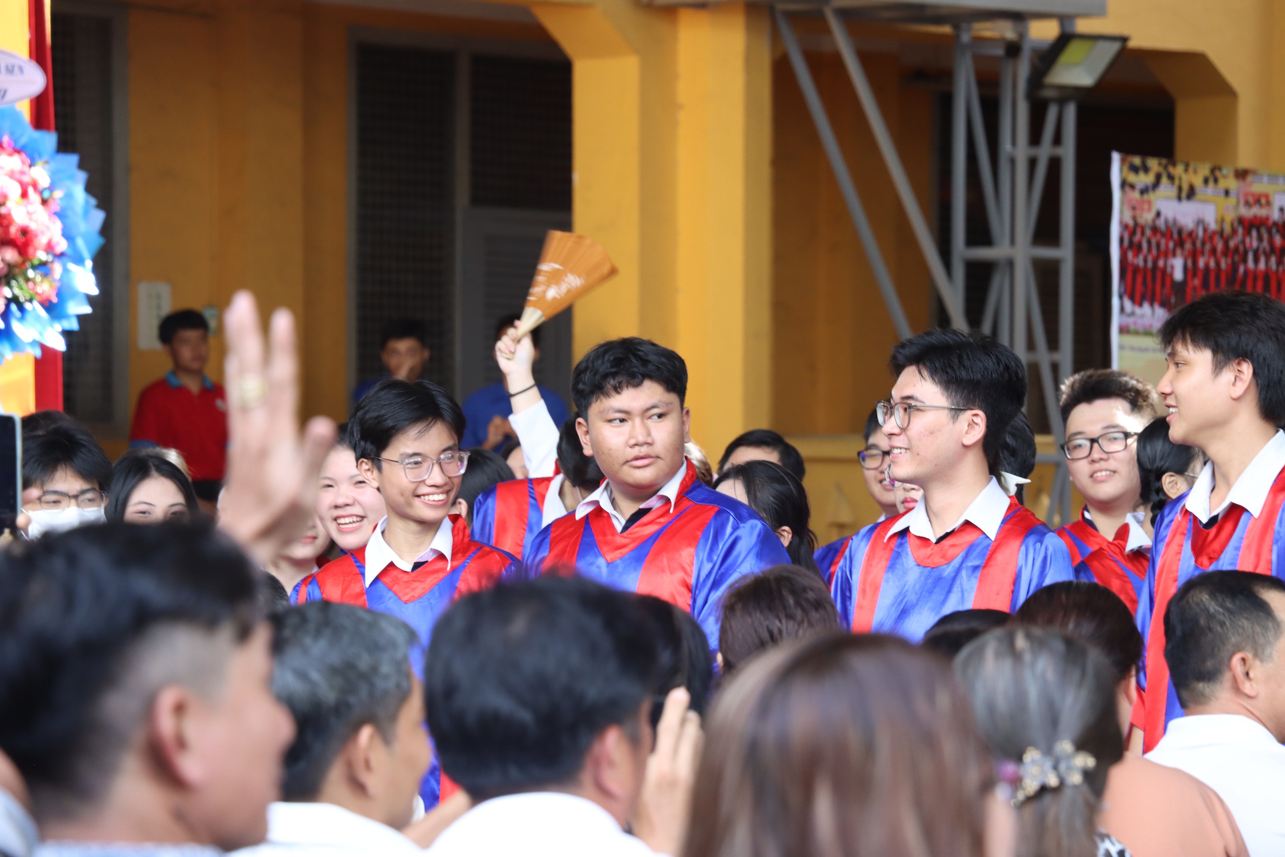ten lơ man - Ảnh 8.