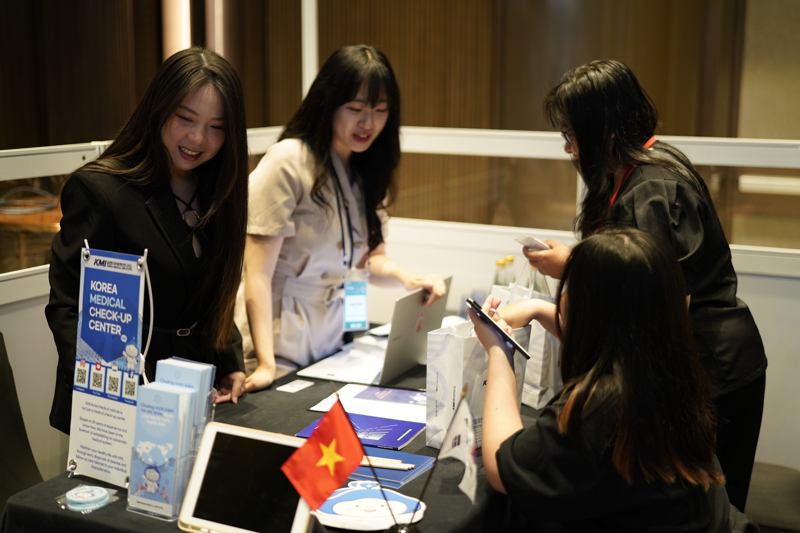 Khách Việt đi Hàn làm đẹp tăng vọt, giữ vững vị trí top 6 - Ảnh 1.