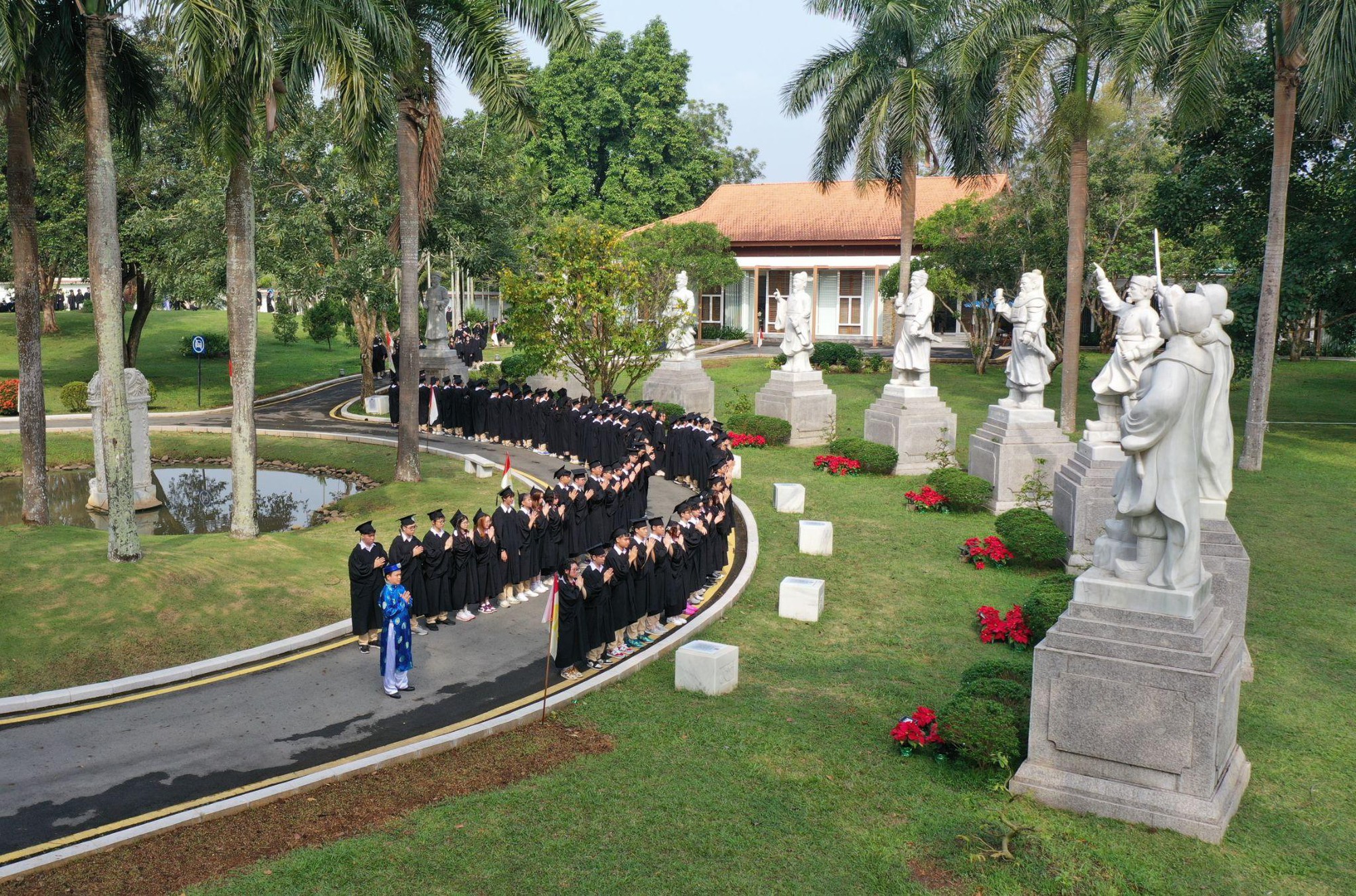 Nuôi dưỡng văn hóa Việt trong môi trường quốc tế