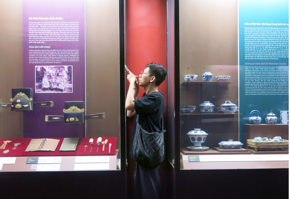 Vietnamese engineering graduate gives traditional conical hats a modern cultural twist- Ảnh 8. Vietnamese engineering graduate gives traditional conical hats a modern cultural twist- Ảnh 8.