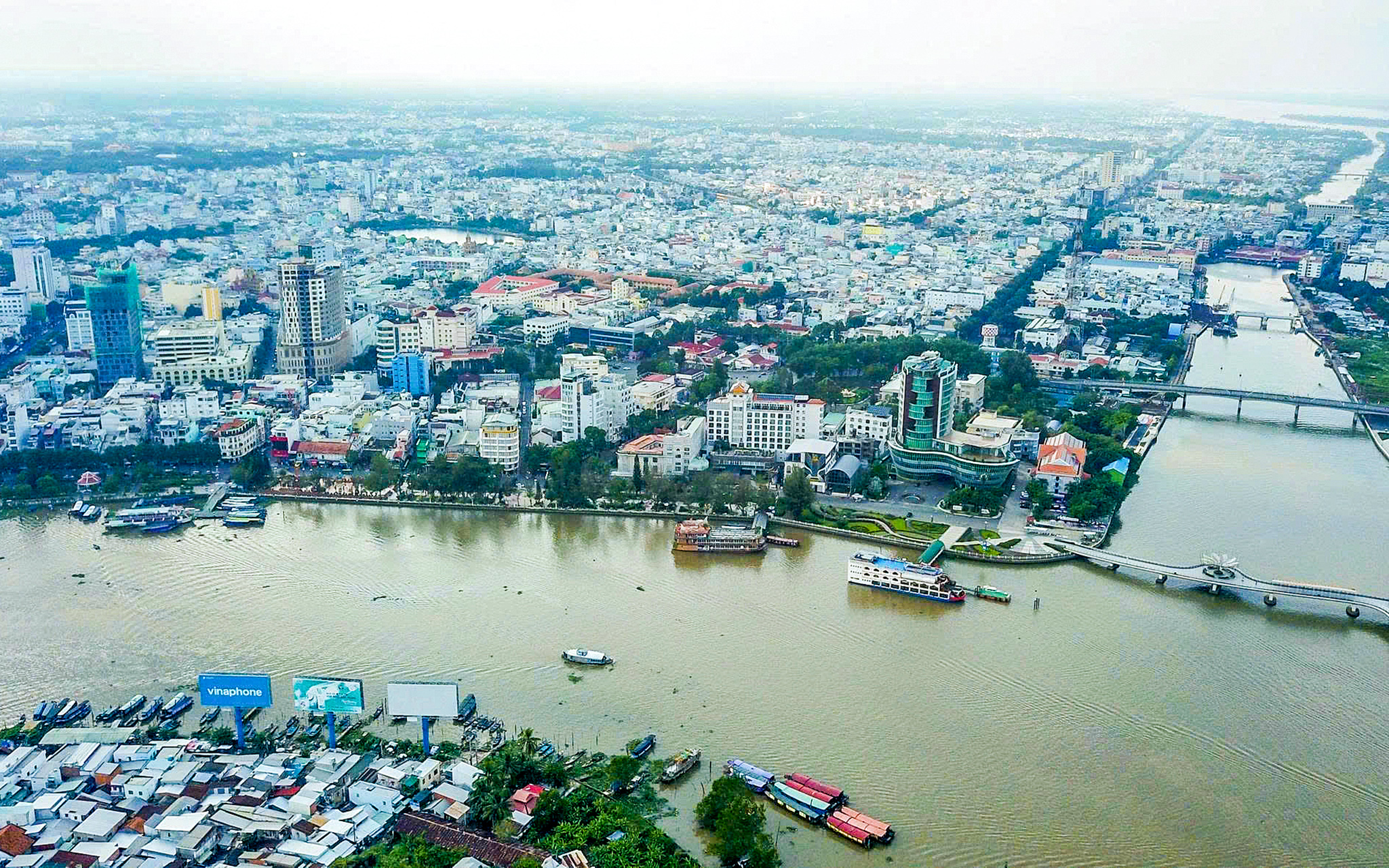 Quốc hội chính thức thông qua thành phố Cần Thơ mới với 103 xã, phường - Ảnh 1. Cần Thơ - Ảnh 1.