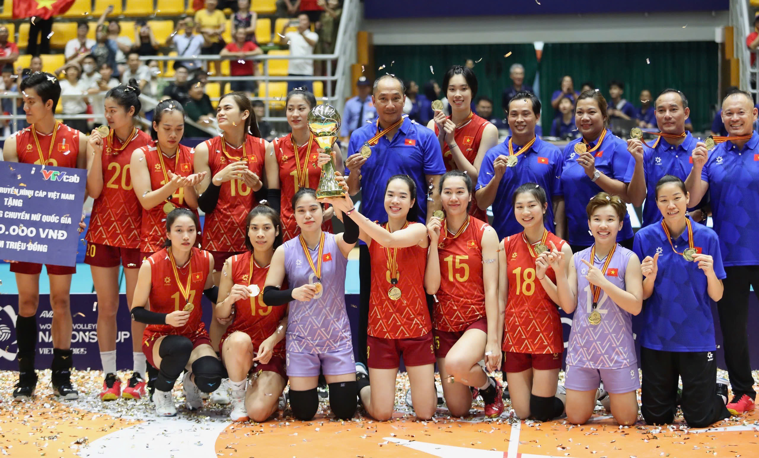 ບານສົ່ງຍິງ ຫວຽດນາມ: ມຸ່ງໄປເຖິງເປົ້າໝາຍທີ່ສູງກວ່າ - ຮູບທີ 1. bóng chuyền - Ảnh 1.