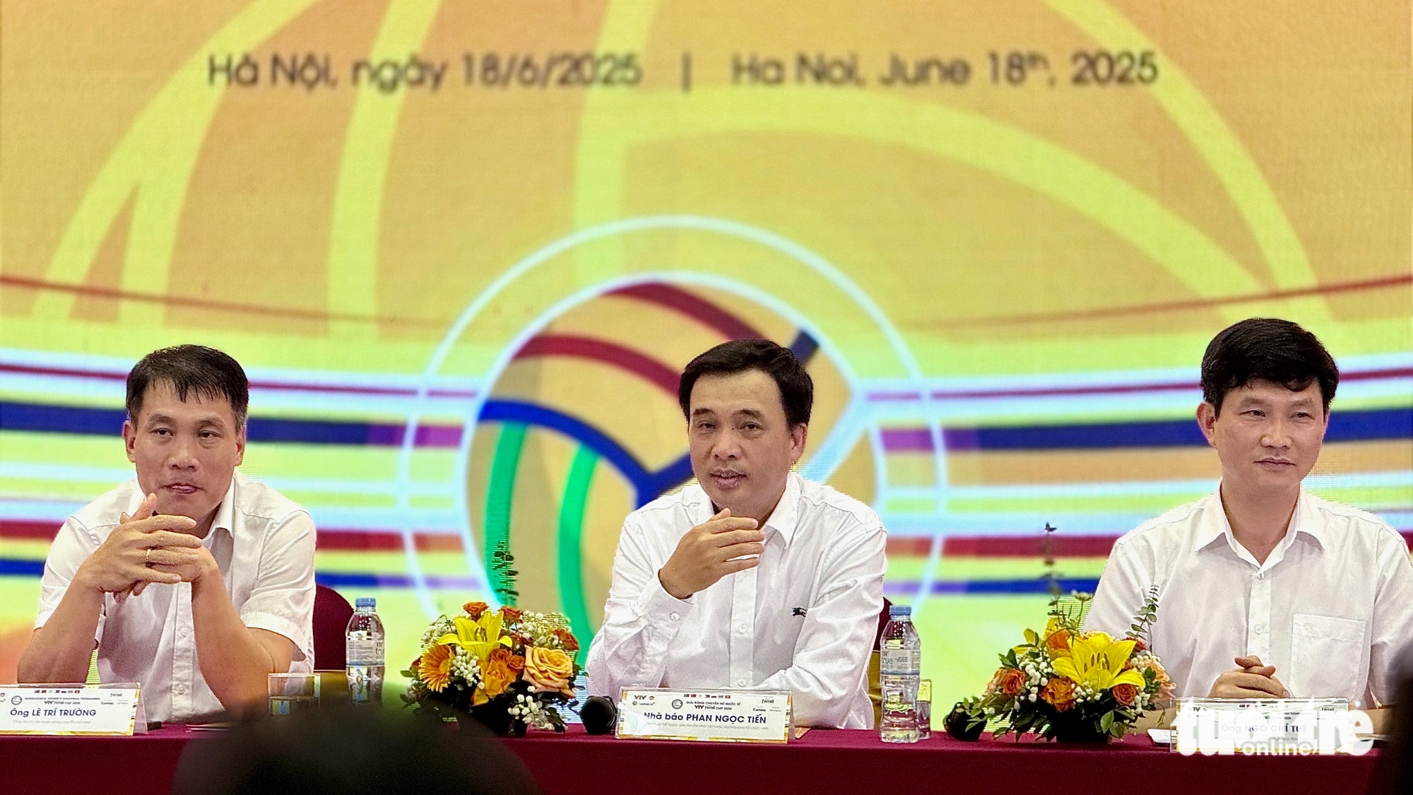 Vĩnh Phúc quyết ngăn chặn phe vé hoành hành ở VTV Cup 2025 - Ảnh 1.