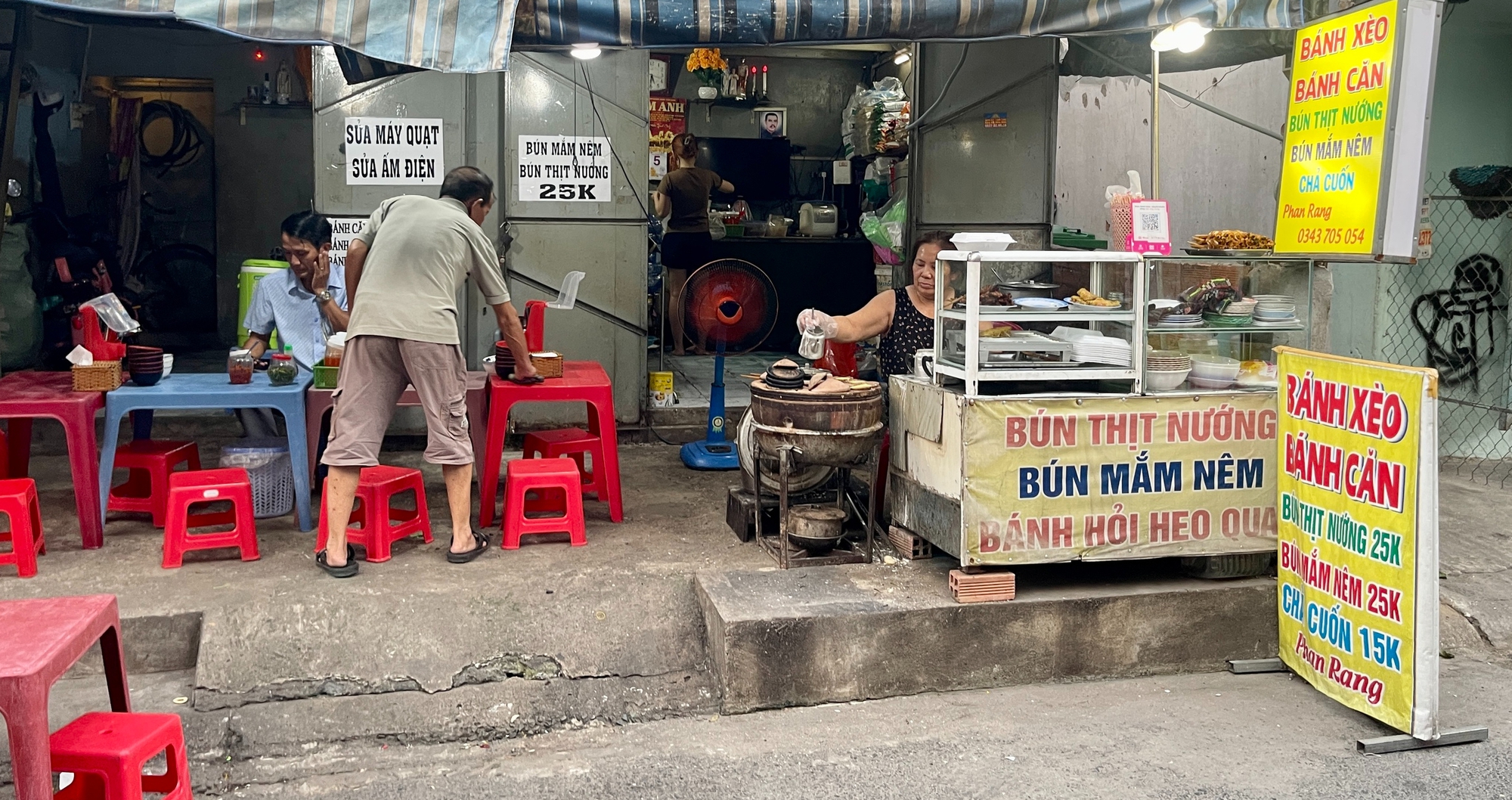Chiều mưa ghé chợ Lạc Quang ăn đồ Phan Rang - Ảnh 4. Phan Rang - Ảnh 4.