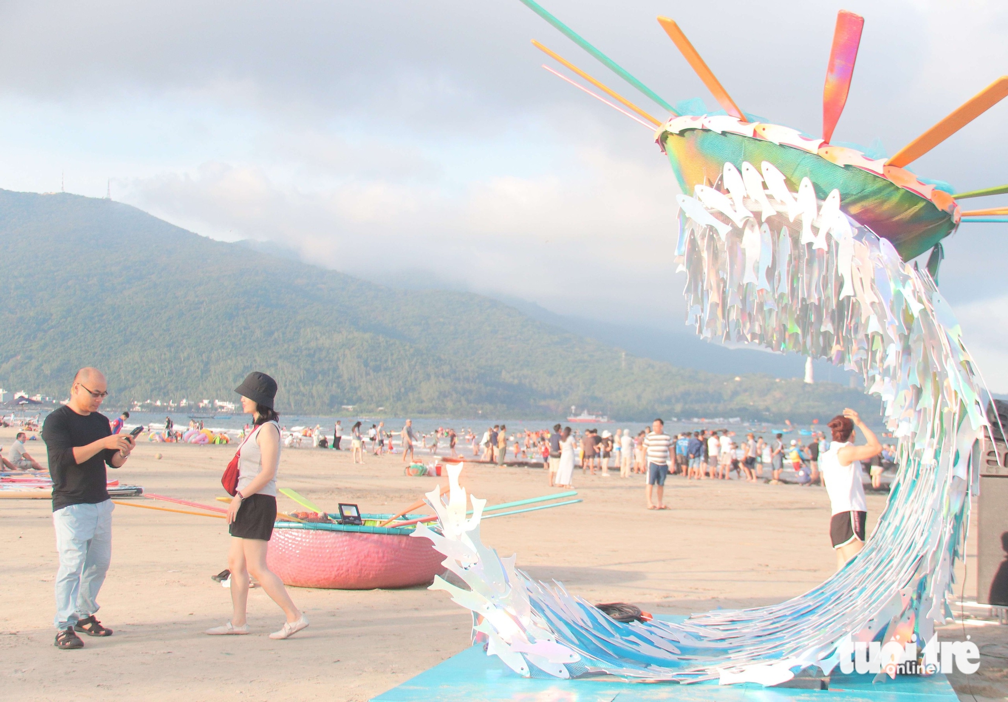 Chuyện làng chài được tái hiện sinh động bên bờ biển Đà Nẵng - Ảnh 2.