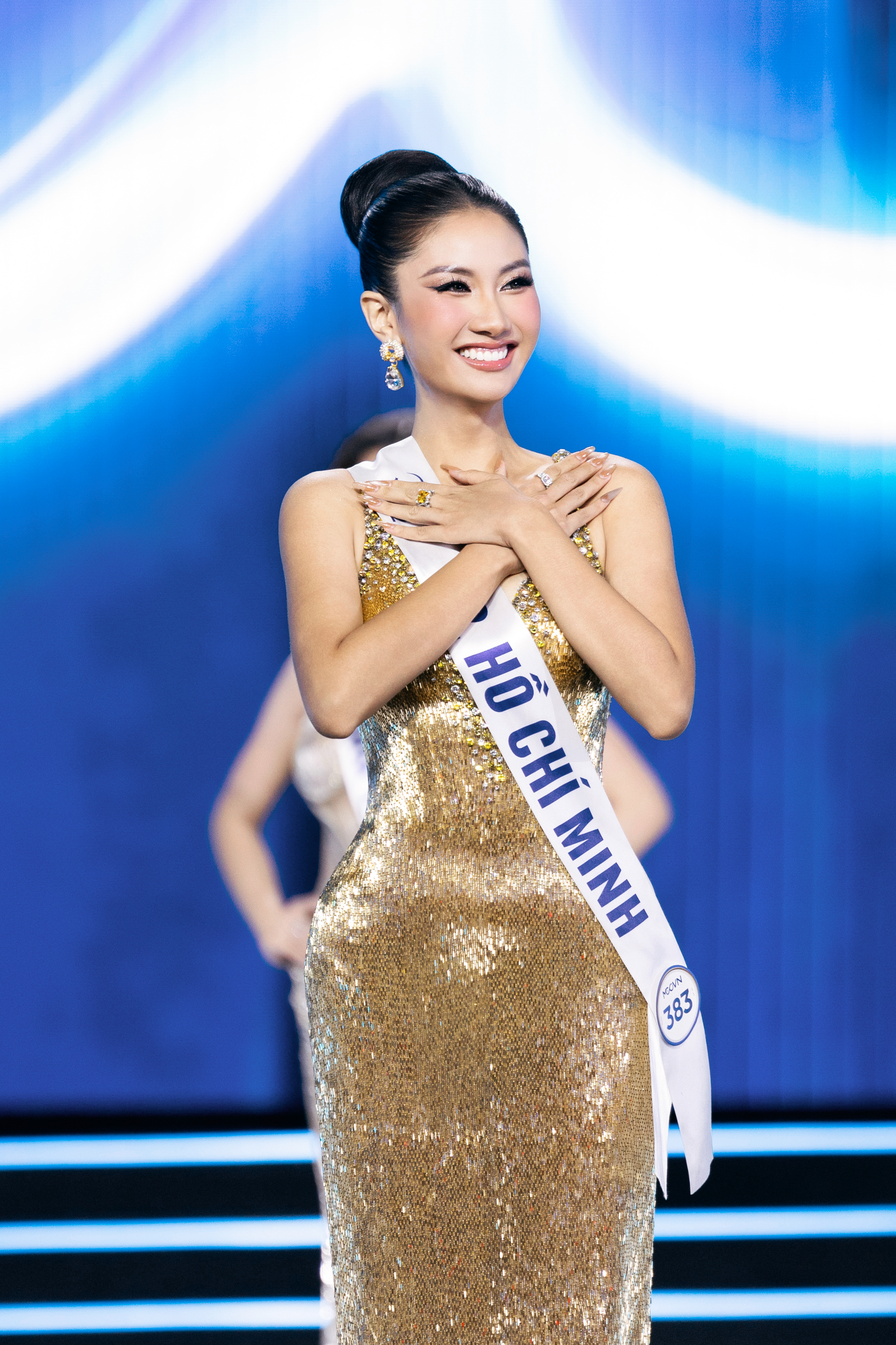 Nguyễn Hoàng Phương Linh đăng quang Miss Cosmo Vietnam 2025 - Ảnh 5. Miss Cosmo Vietnam - Ảnh 4.