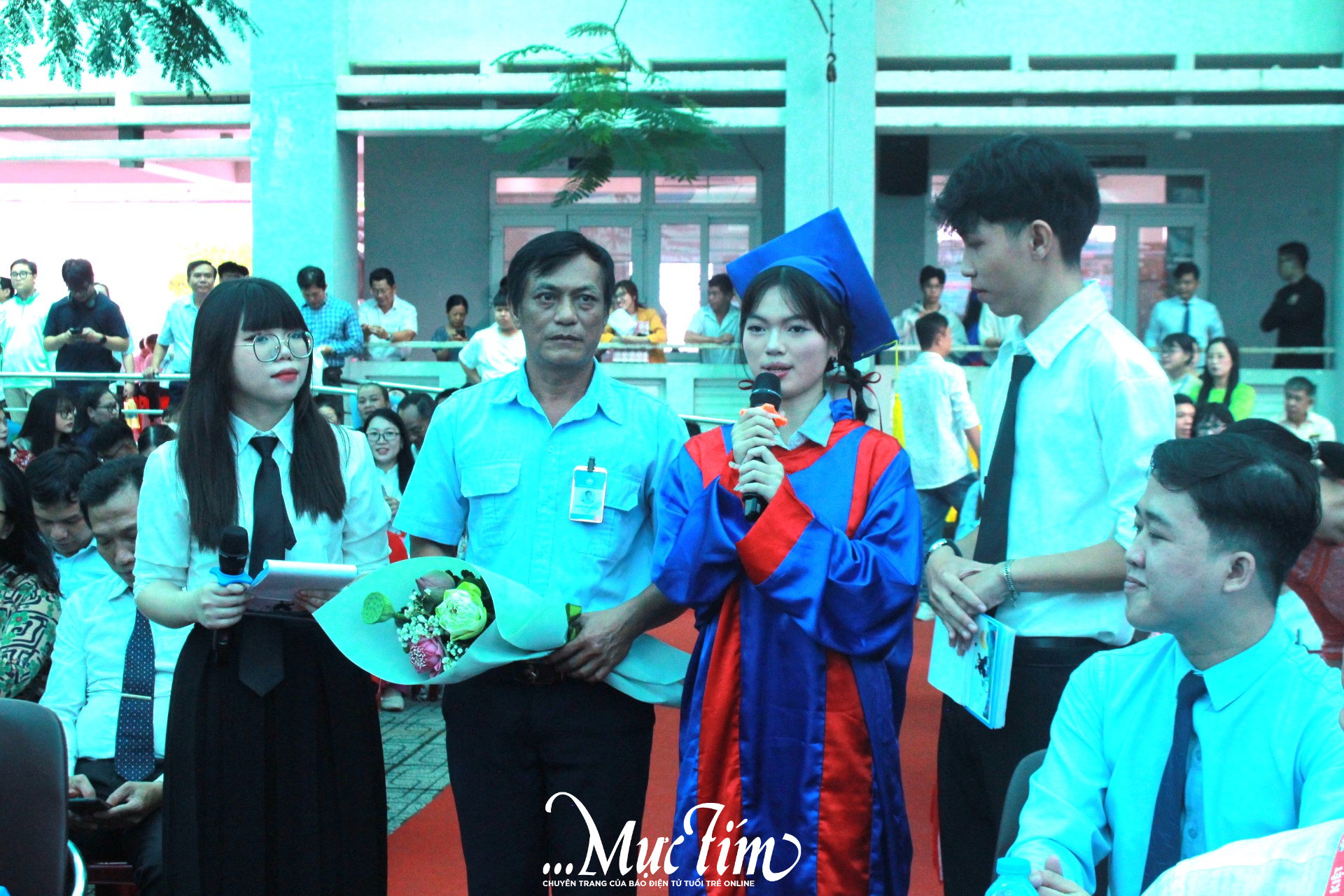 Học sinh Trường THPT Võ Văn Kiệt được cấp 'passport' vào lễ tri ân và trưởng thành- Ảnh 21.