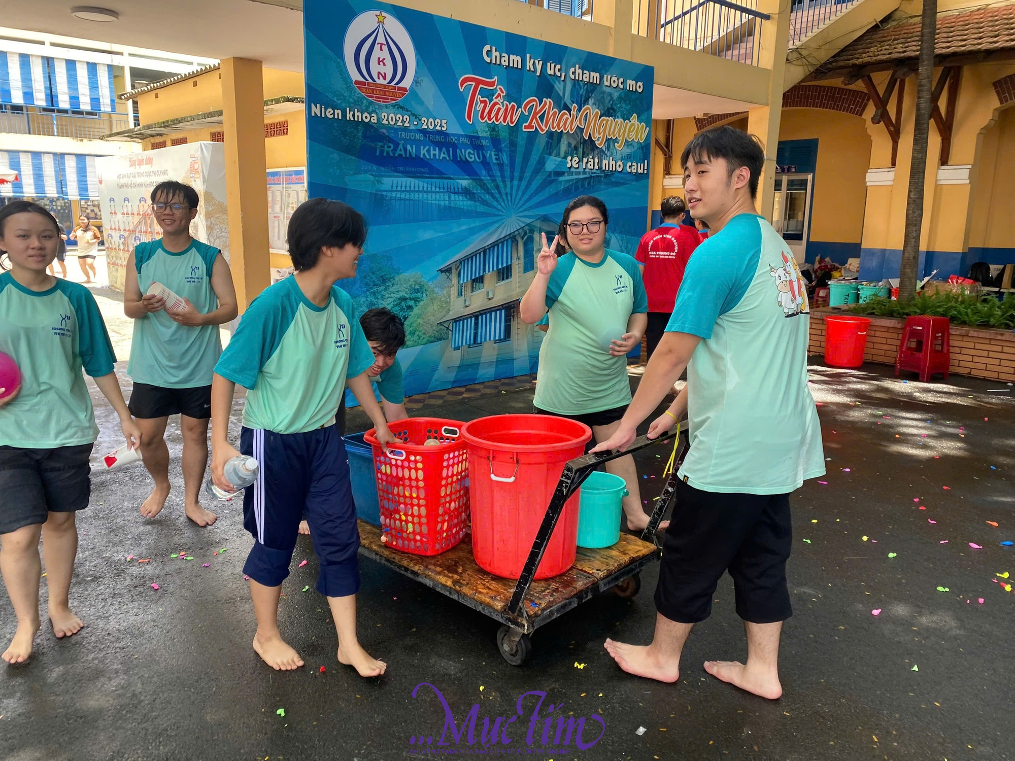 Teen Trường THPT Trần Khai Nguyên ‘trưởng thành’ với bột màu- Ảnh 7.
