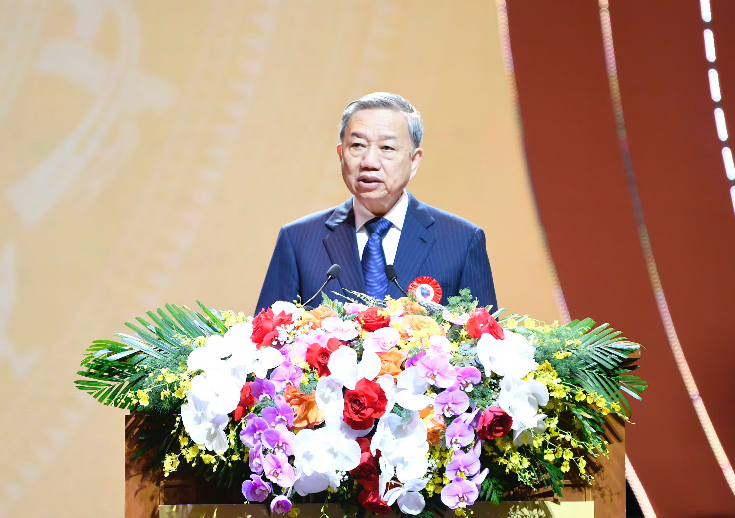 báo chí - Ảnh 1.