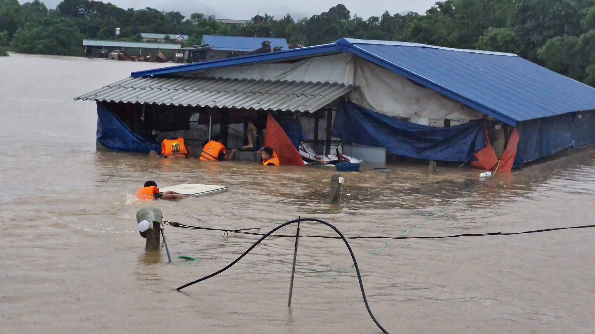 mưa lớn - Ảnh 1.