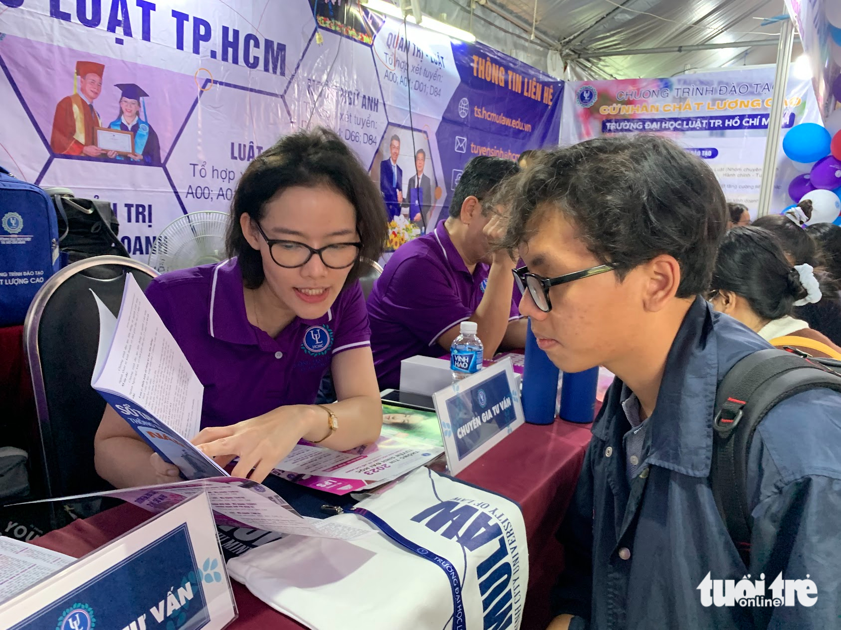 Đăng ký xét tuyển vào Trường đại học Luật TP.HCM từ sáng 23-6 - Ảnh 1.