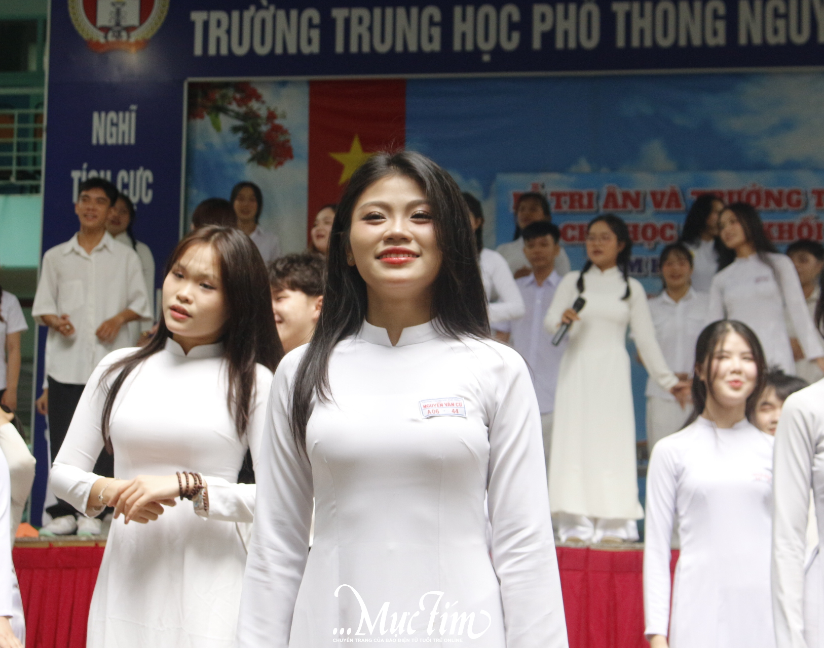 Hiệu trưởng Trường THPT Nguyễn Văn Cừ dặn dò học sinh: Dù sớm hay muộn cũng phải về đích - Ảnh 10.