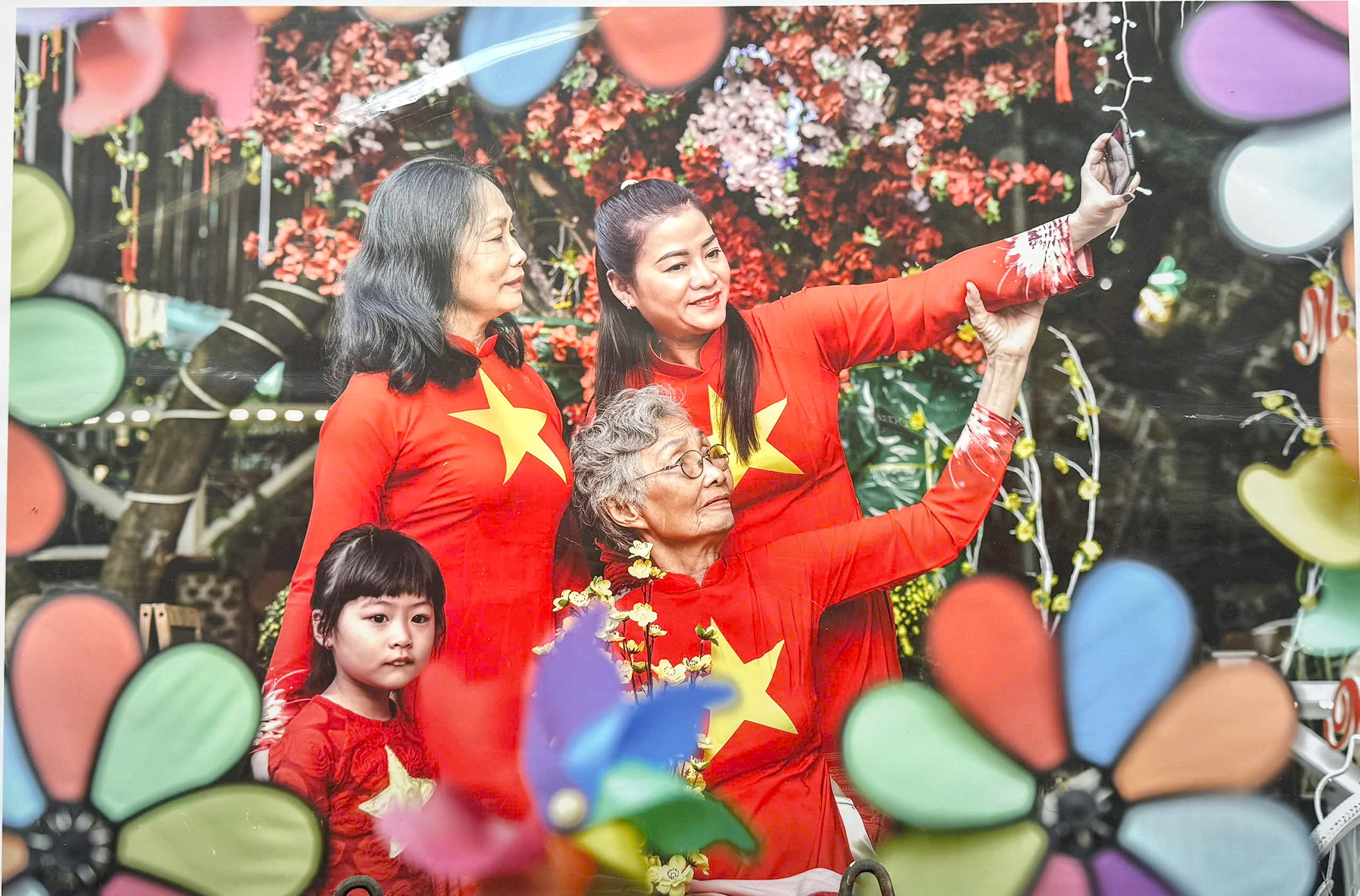 áo dài - Ảnh 1.