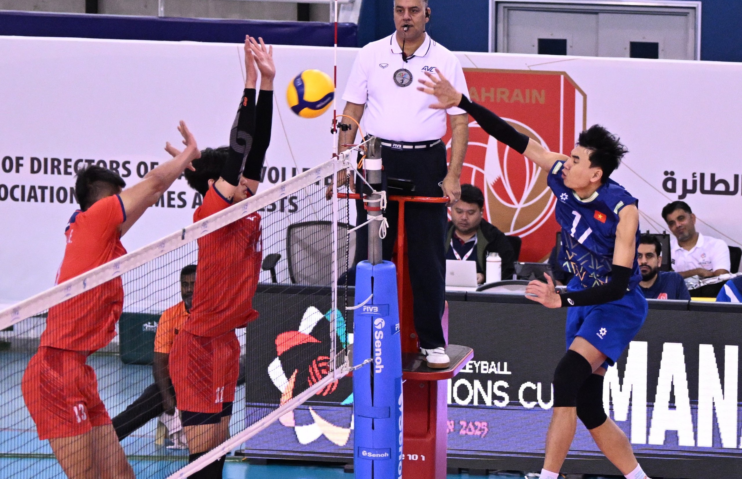 bóng chuyền nam Việt Nam - Ảnh 1.