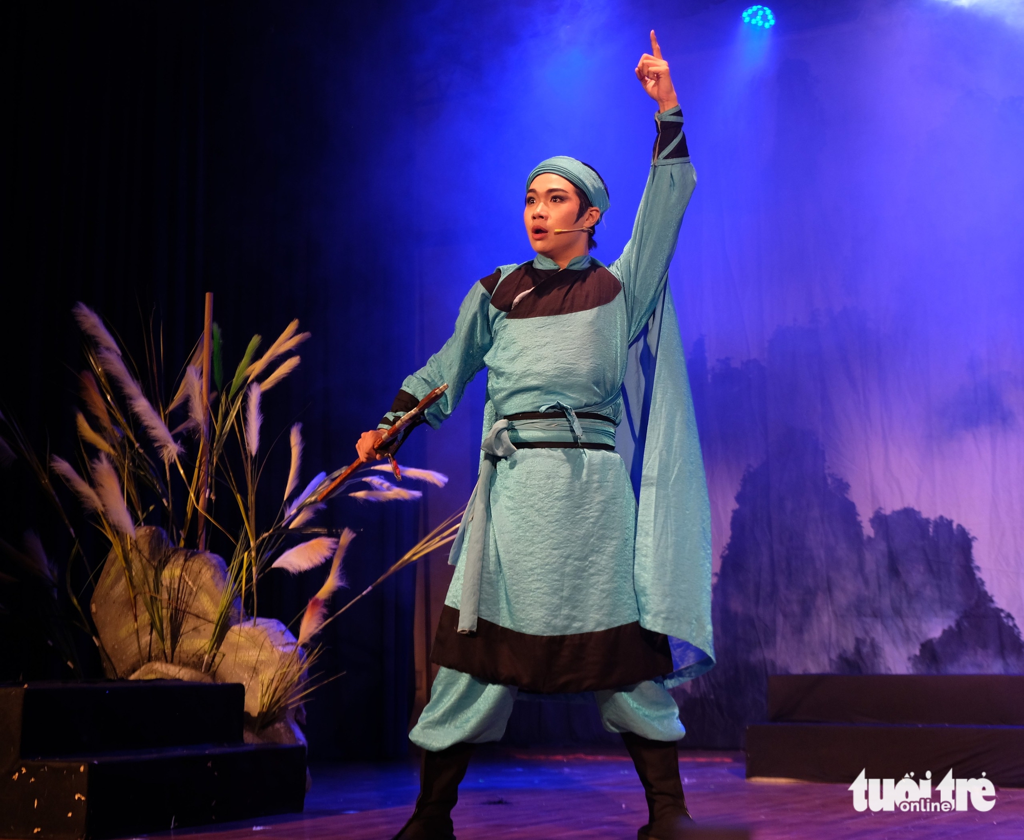 Trong Nhan: De la „super copil” la tânărul actor promițător cai luong - Foto 2. Trọng Nhân - Ảnh 2.