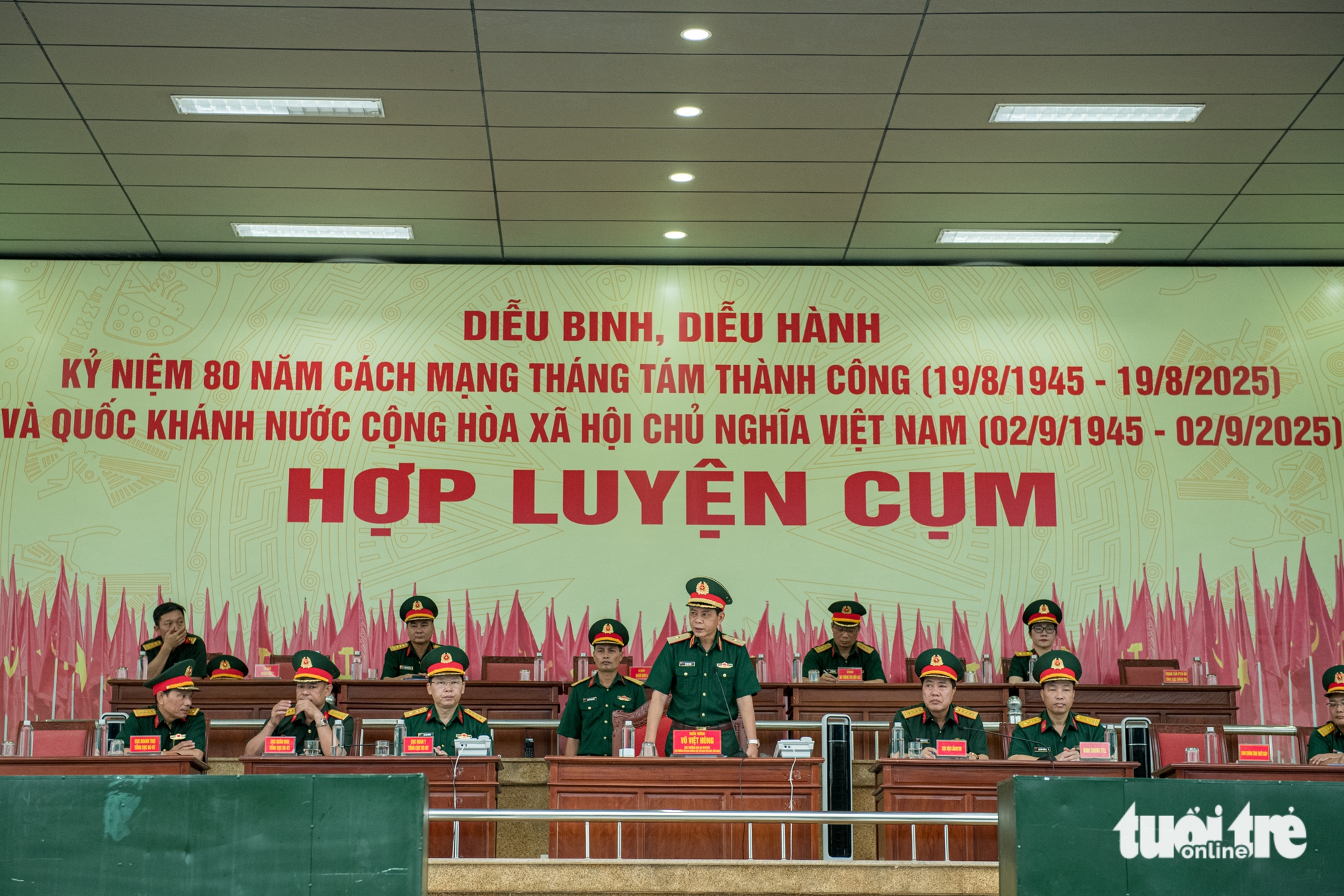 diễu binh - Ảnh 2.