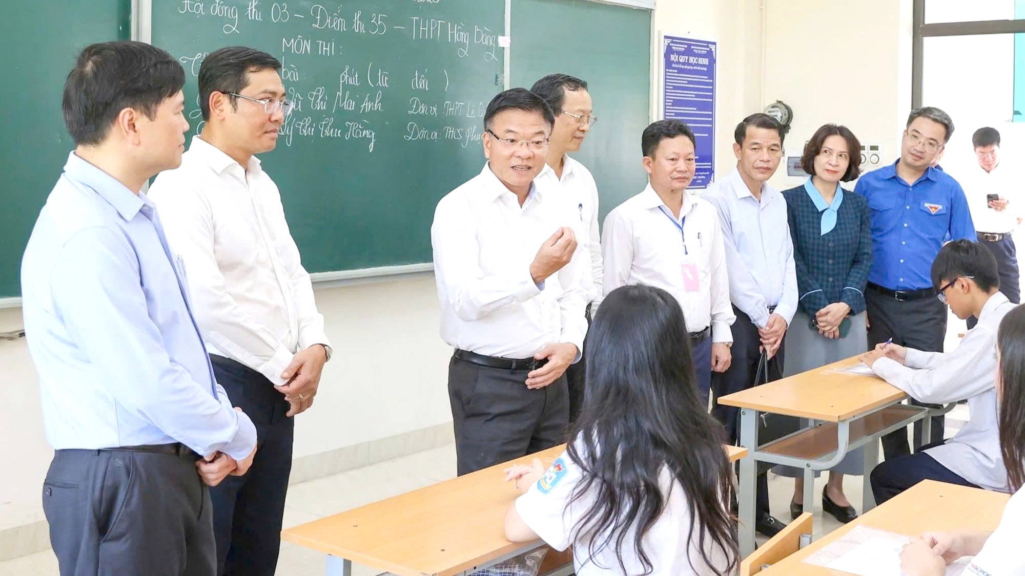 thi tốt nghiệp - Ảnh 1.