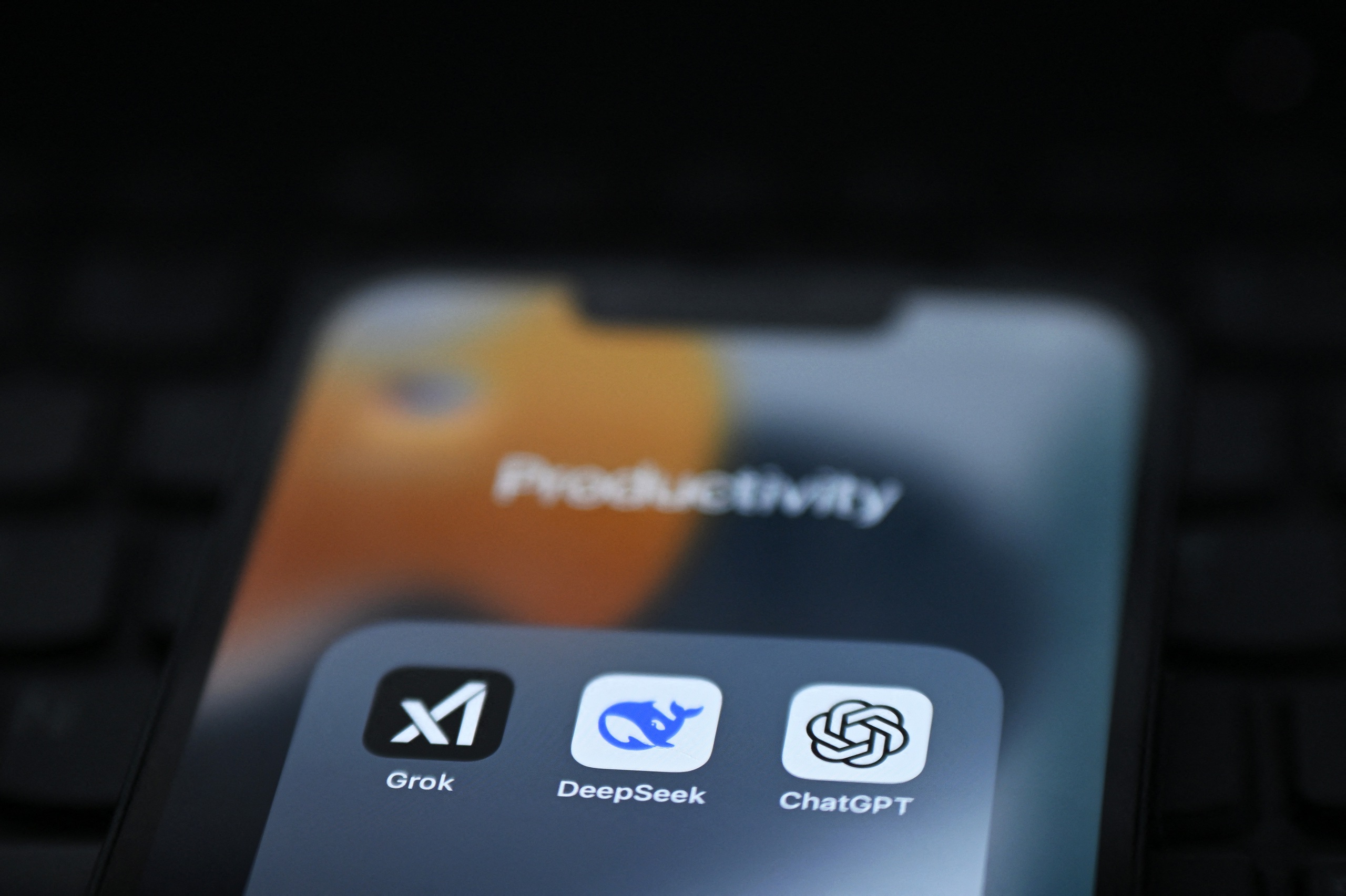 SUA propun interzicerea inteligenței artificiale chineze în agențiile federale - Foto 1. Mỹ đề xuất cấm AI của Trung Quốc trong cơ quan liên bang - Ảnh 1.