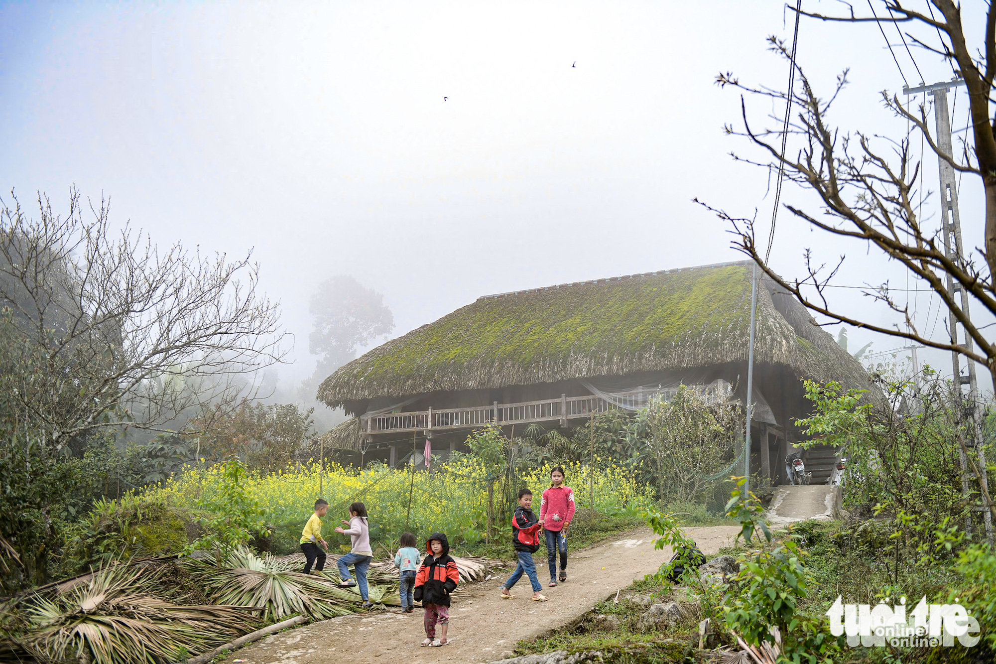 Menuju Ha Giang 500m harus berhenti sekali - Foto 1. Đến Hà Giang, đi 500m phải dừng lại một lần - Ảnh 1.