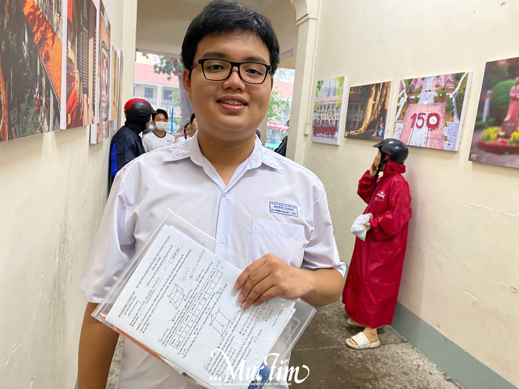 Đề môn toán thi tốt nghiệp THPT 2025 - Ảnh 9.