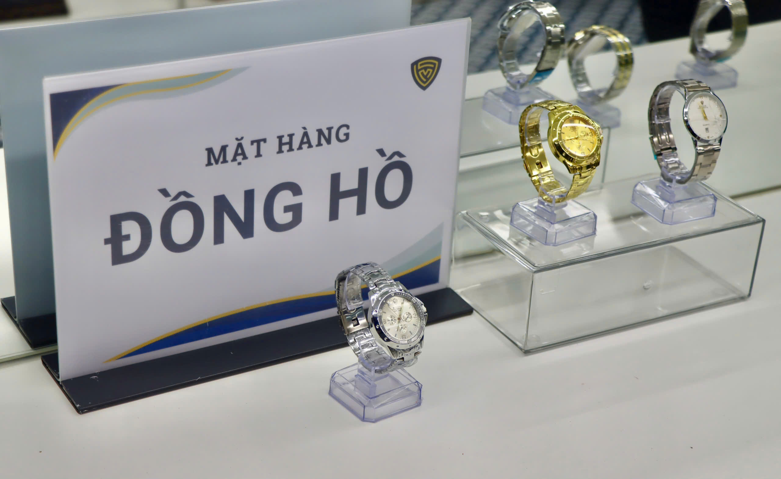 hàng giả - Ảnh 2.