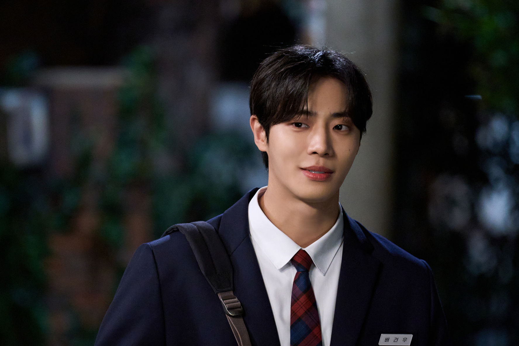 Những sự thật không ngờ về nam chính Head over heels