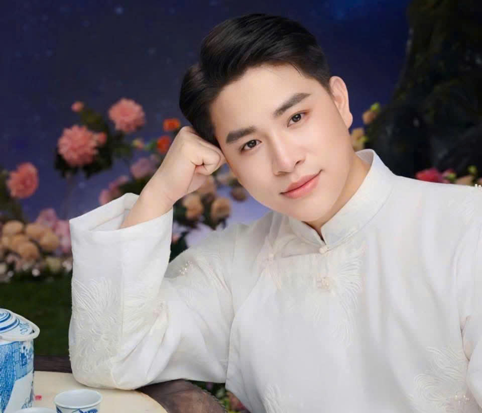 Giọng hát phi giới tính Trần Tùng Anh xé 'mác' hiện tượng nhất thời - Ảnh 4.