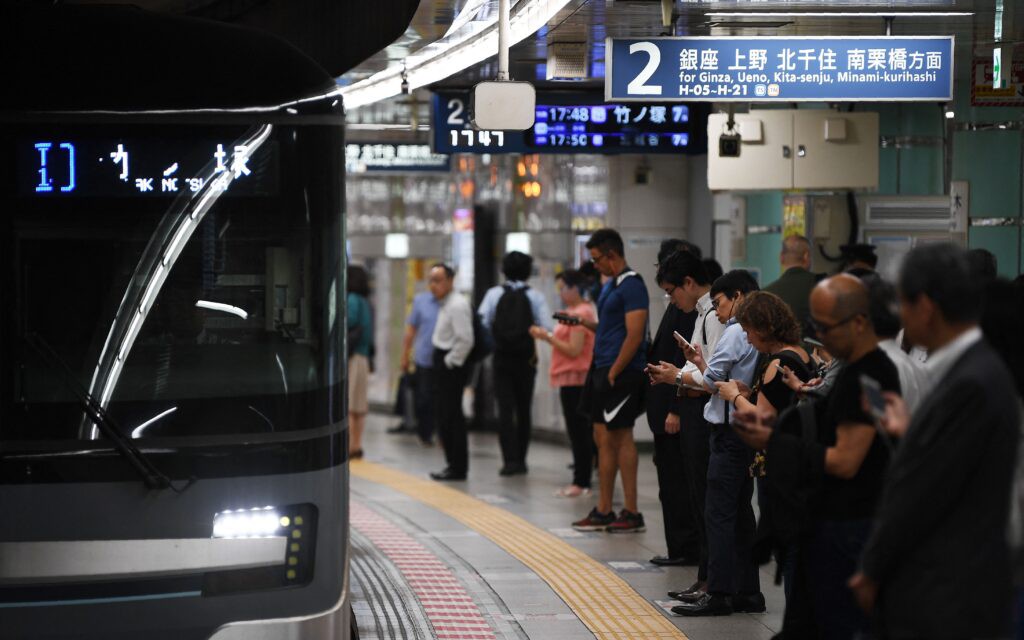 Internet becomes Japan's top daily news source for 1st time- Ảnh 1. Internet becomes Japan's top daily news source for 1st time- Ảnh 1.