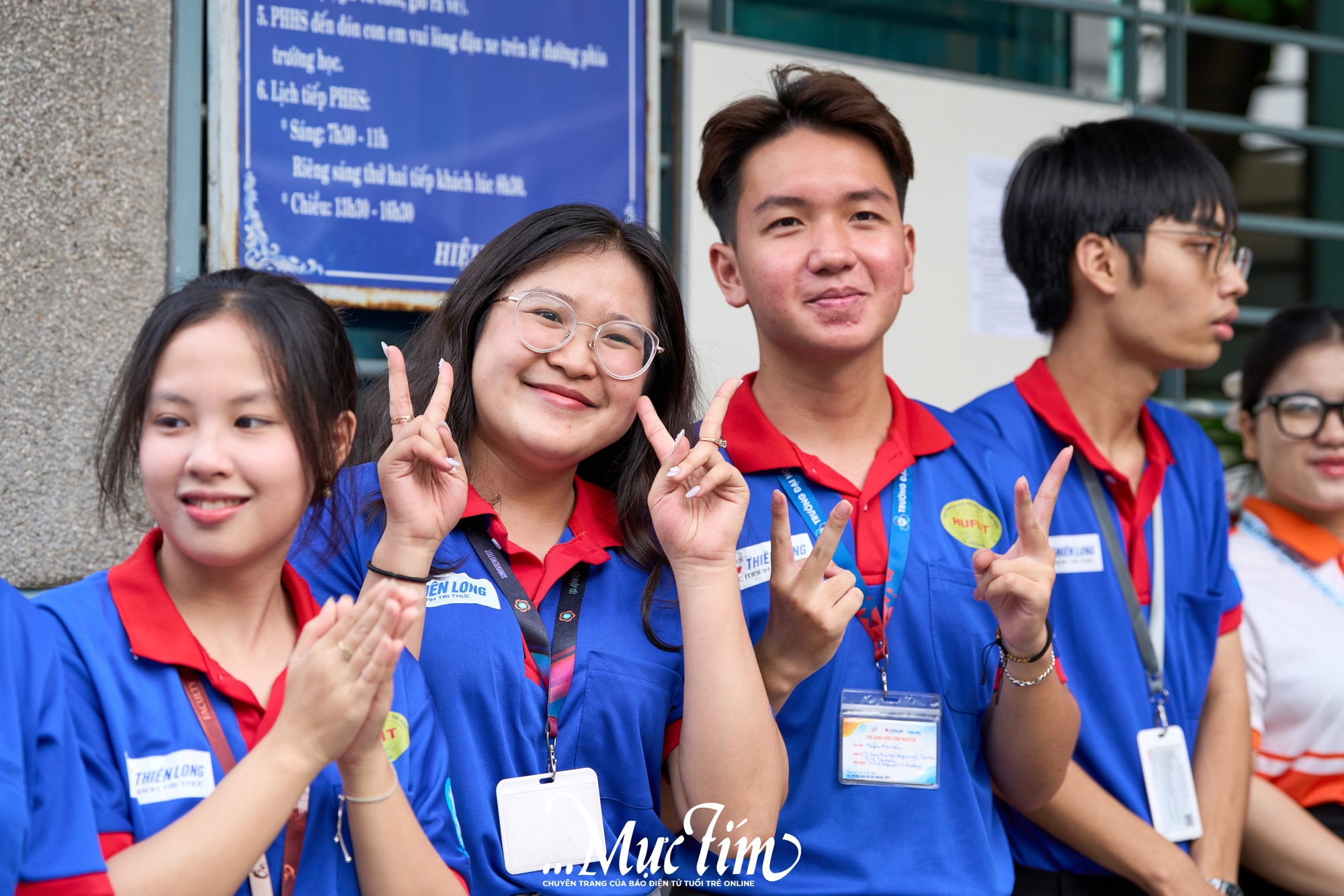 Tạm biệt mùa thi tốt nghiệp THPT 2025: Mùa thi đong đầy cảm xúc - Ảnh 19.