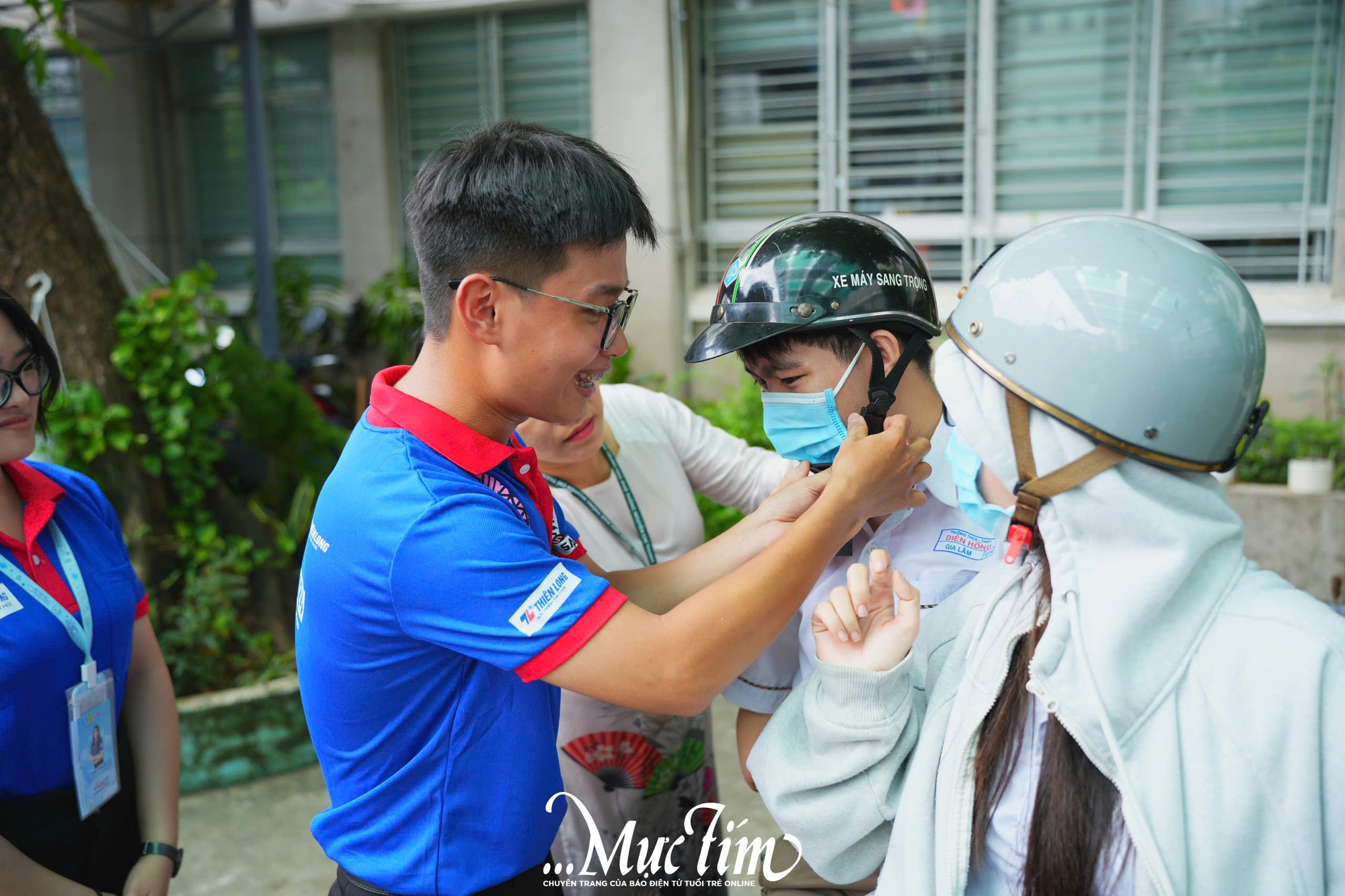 Tạm biệt mùa thi tốt nghiệp THPT 2025: Mùa thi đong đầy cảm xúc - Ảnh 22.
