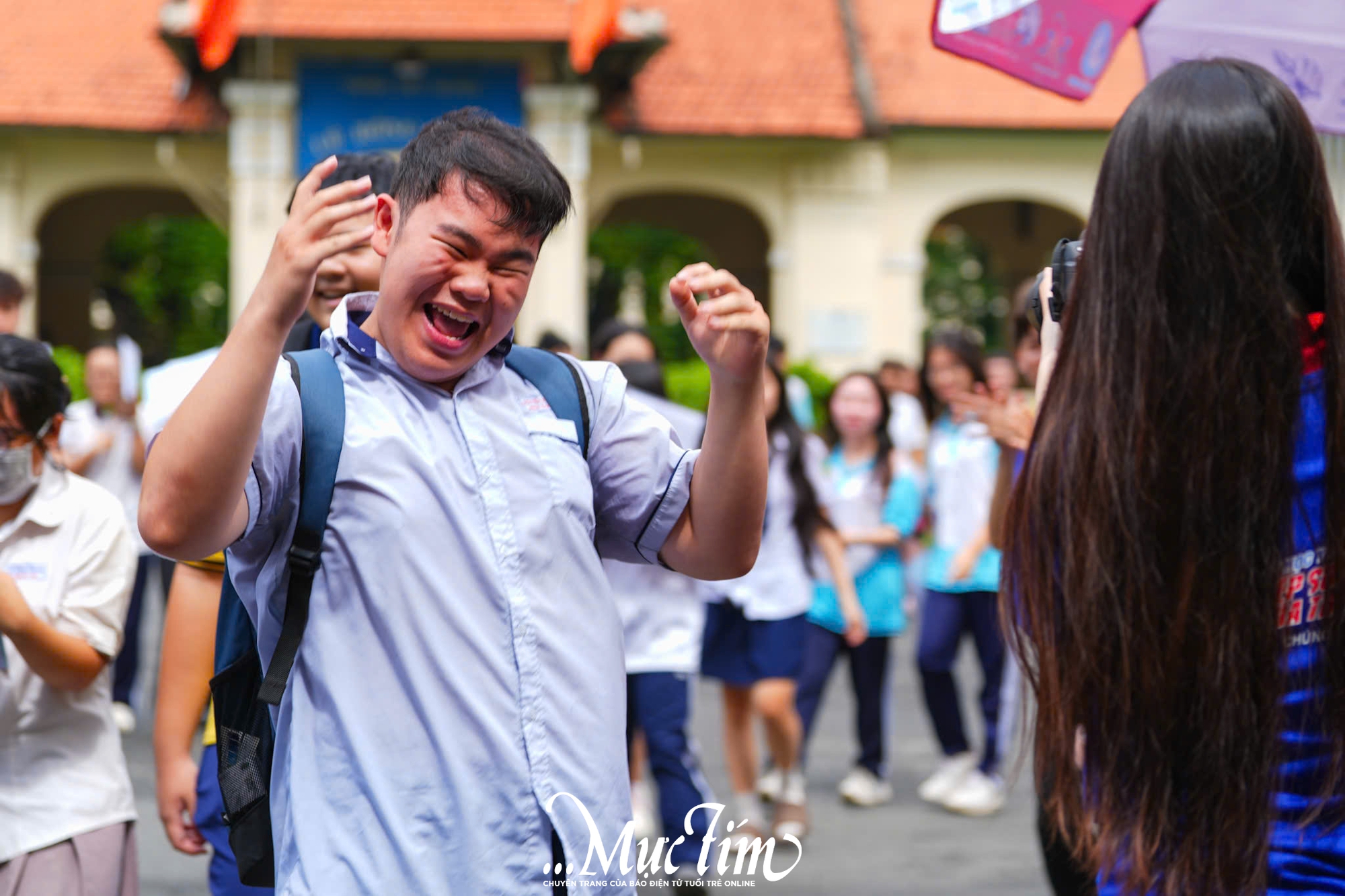 Tạm biệt mùa thi tốt nghiệp THPT 2025: Mùa thi đong đầy cảm xúc - Ảnh 30.