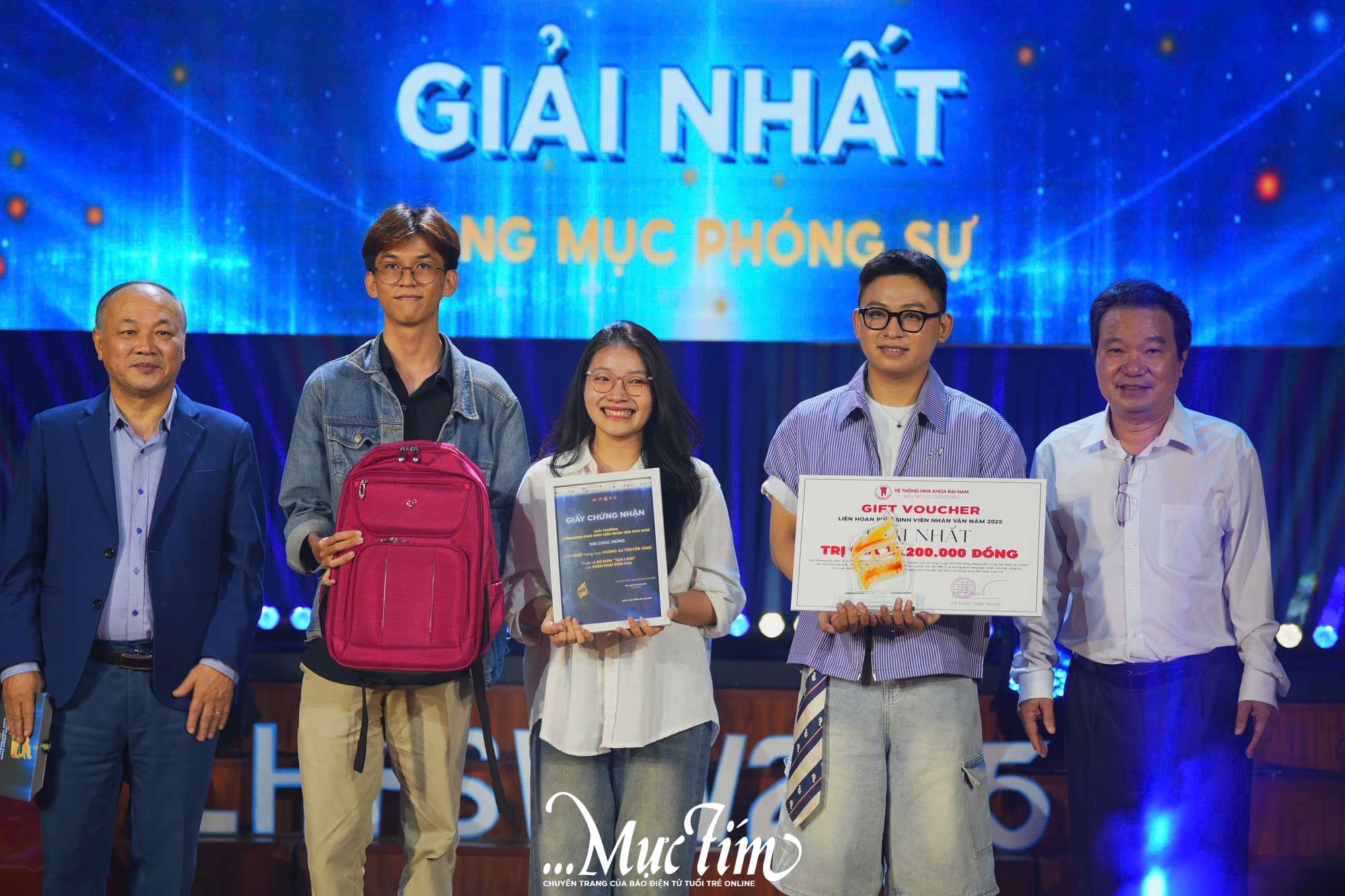 Liên hoan phim sinh viên Nhân văn 2025: Thổi bùng giấc mơ truyền hình, điện ảnh - Ảnh 1.