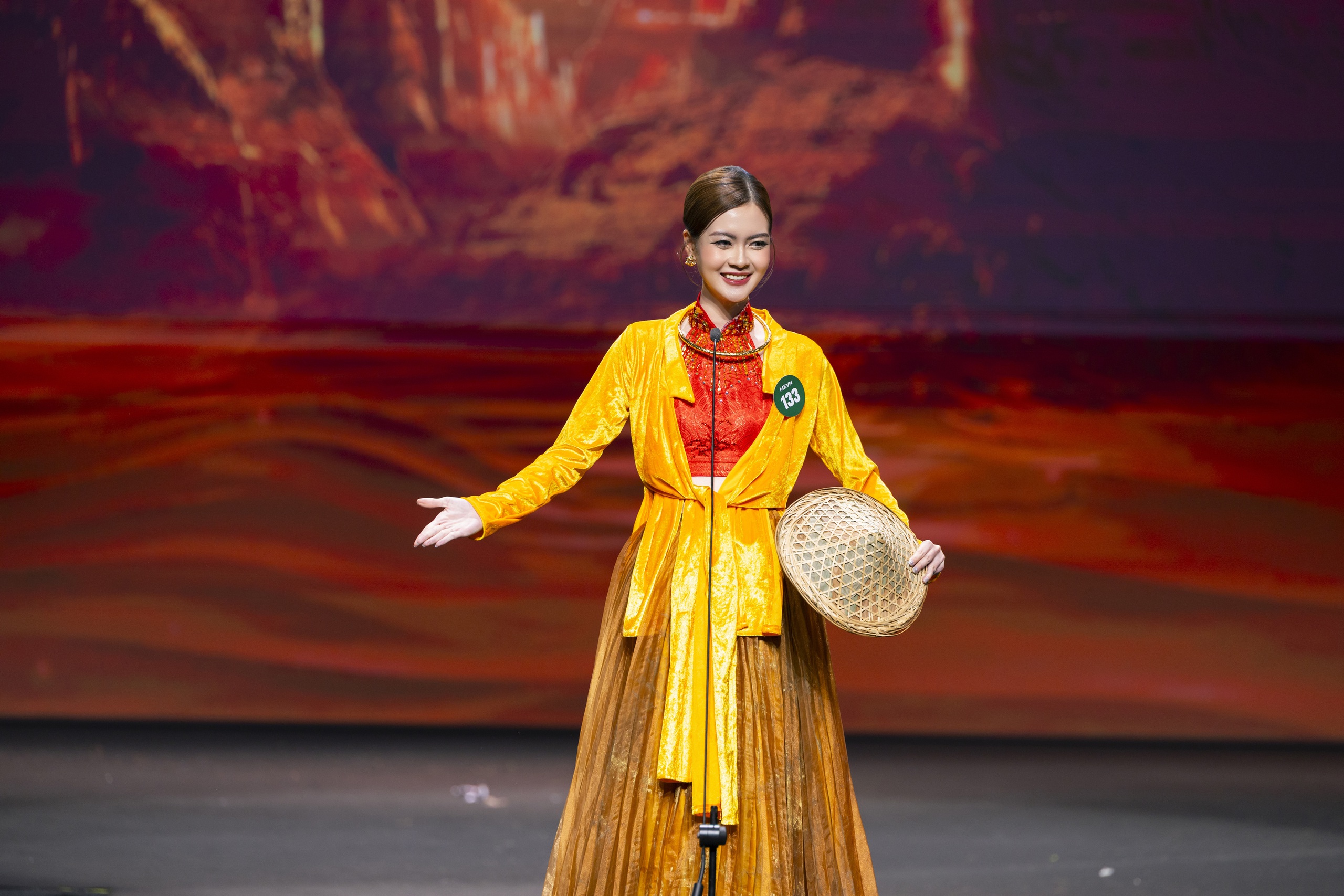 Ai sẽ đăng quang Hoa hậu Trái đất Miss Earth Vietnam 2025 tối nay? - Ảnh 1. Hoa hậu Trái đất - Ảnh 1.