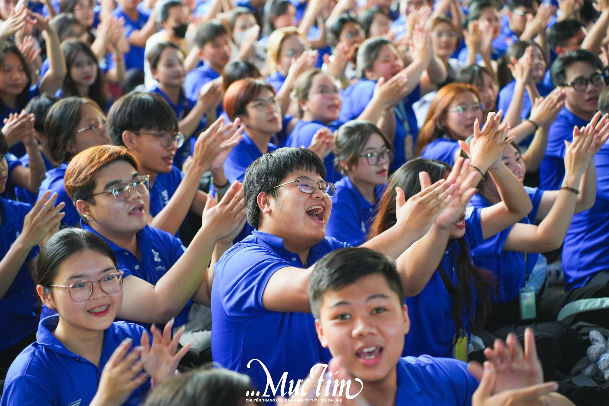 Phương Mỹ Chi và các hoa, á hậu "cháy hết mình" với Mùa hè xanh- Ảnh 7.