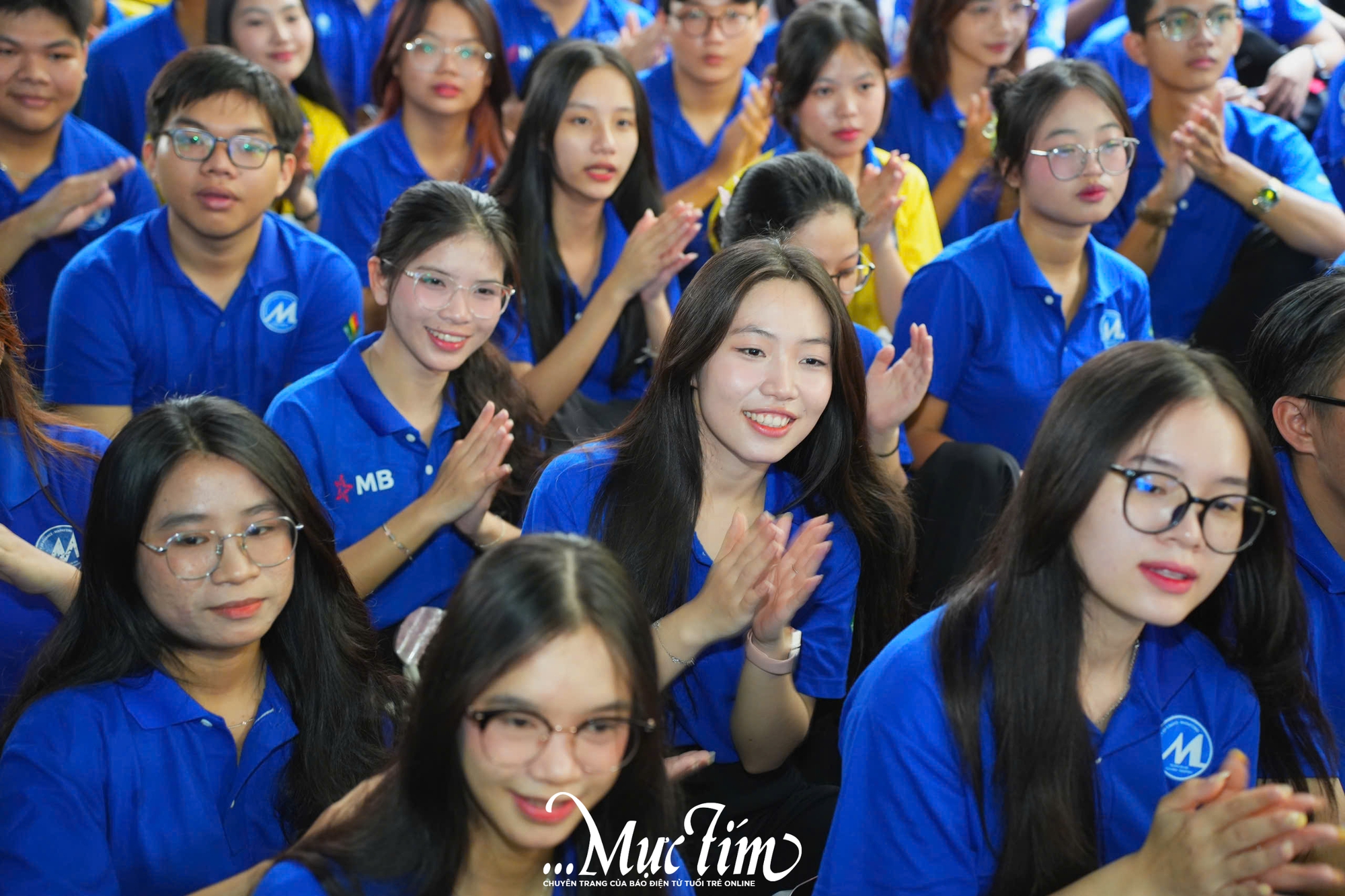 Phương Mỹ Chi và các hoa, á hậu "cháy hết mình" với Mùa hè xanh- Ảnh 8.