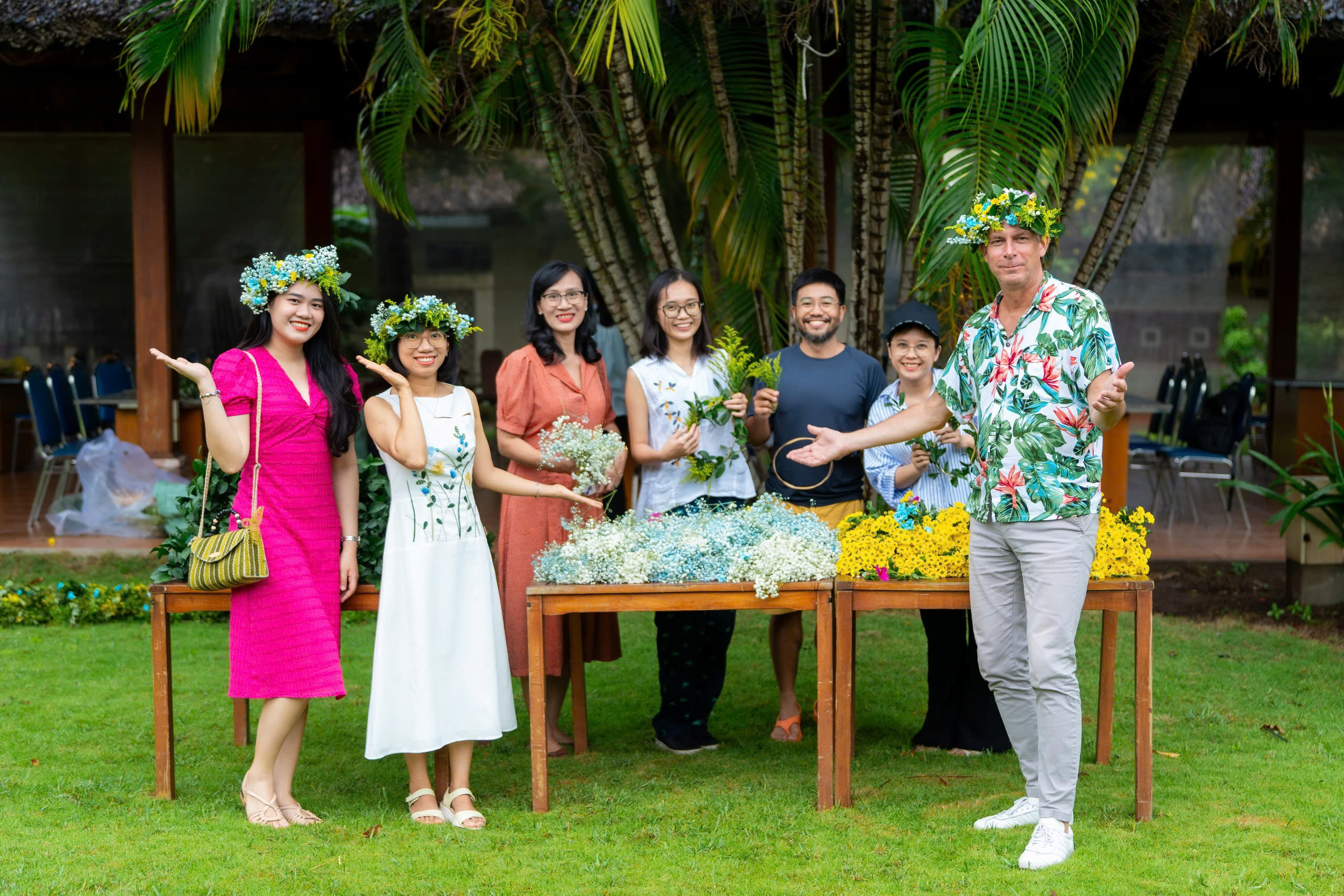 Recapturing the joy of Midsummer: A Swedish tradition celebrated in Vietnam - Ảnh 4. Recapturing the joy of Midsummer: A Swedish tradition celebrated in Vietnam - Ảnh 4.