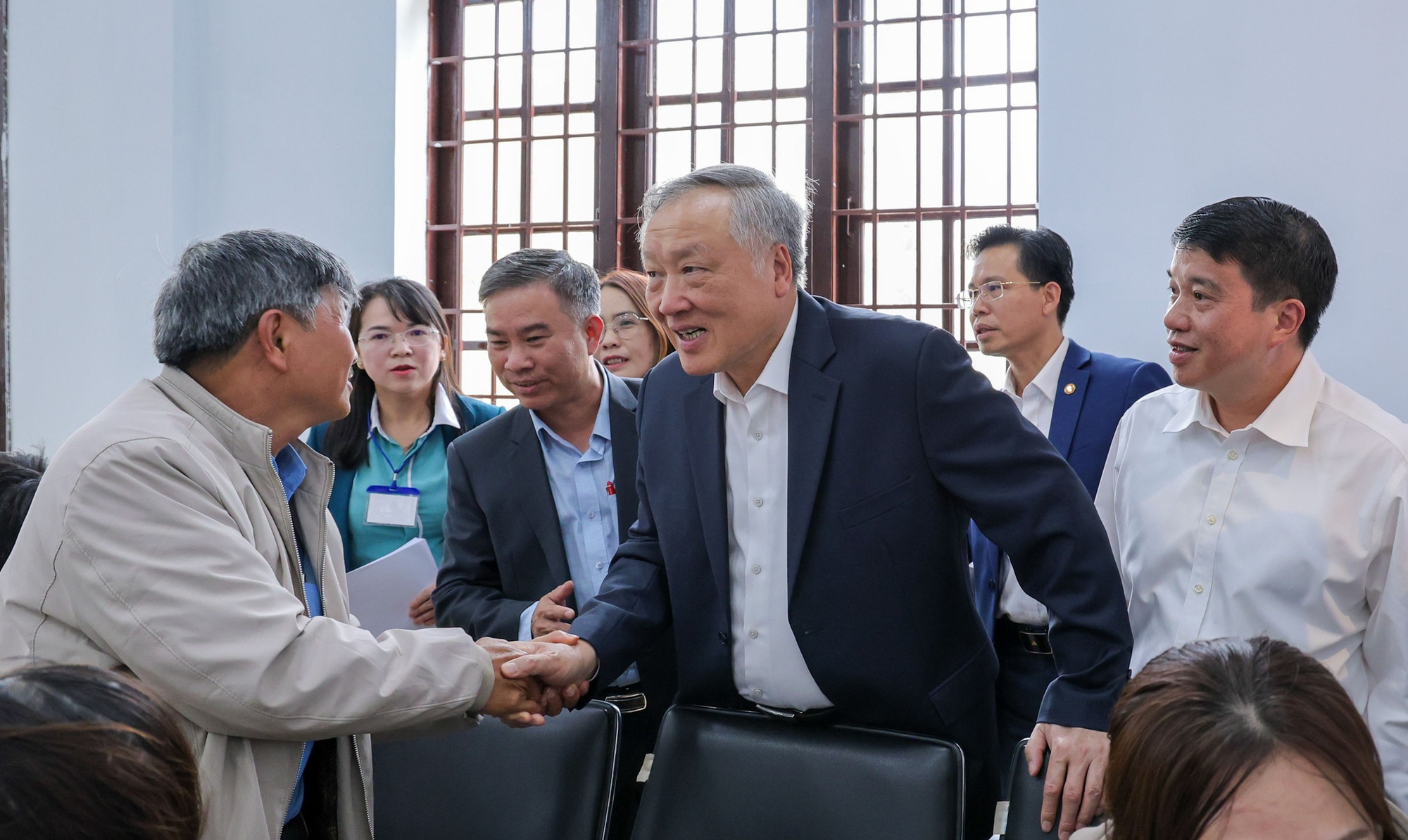 Phó thủ tướng Nguyễn Hòa Bình: Không để trục trặc ngay ngày đầu vận hành chính quyền xã mới - Ảnh 1.