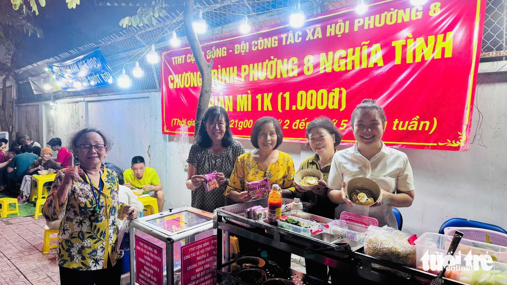 Quán mì 1.000 đồng của những cán bộ phường - Ảnh 1.